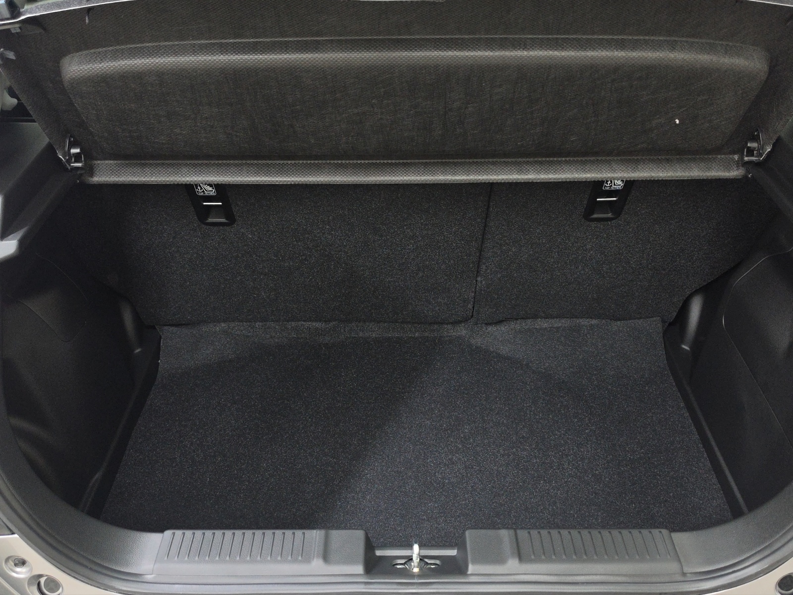 SUZUKI Swift 1.2 Compact+ Hybrid 4x4-image-13