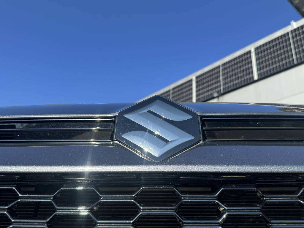 SUZUKI Across 2.5 PHEV Compact Top 4x4-image-16