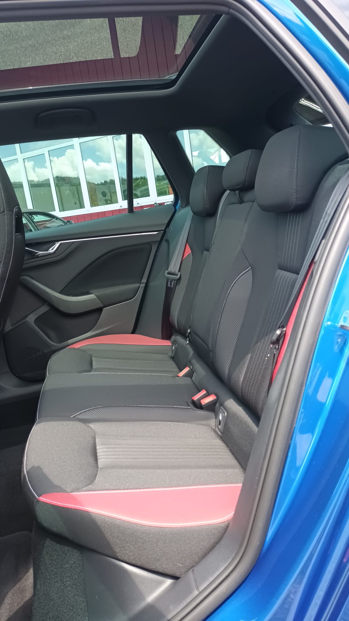 SKODA Kamiq 1.0 TSI Monte Carlo DSG-image-13