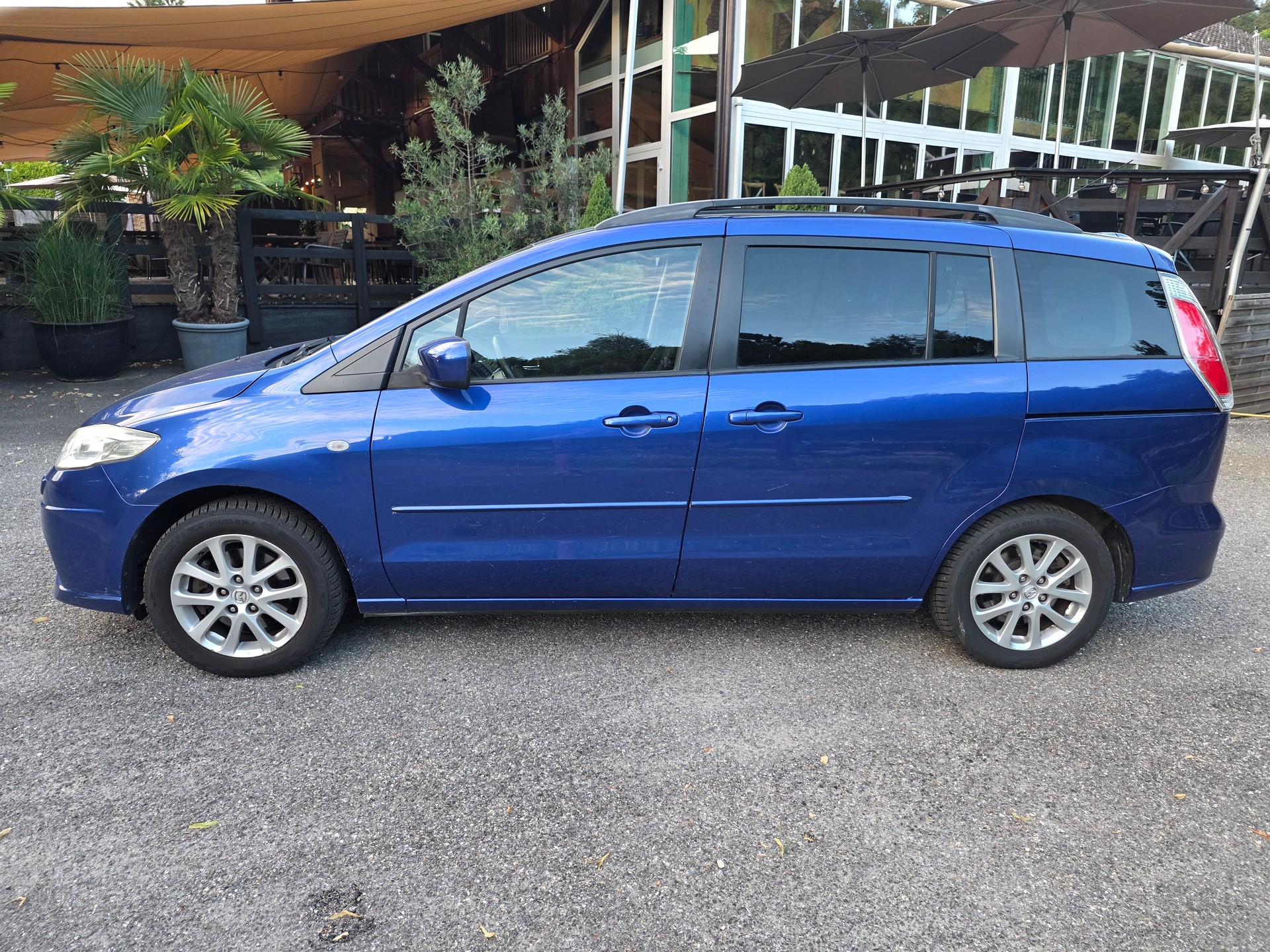 MAZDA 5 2.0 16V Exclusive ☆☆☆ MFK: 13. April 2026 ☆☆☆-showroom-element-3