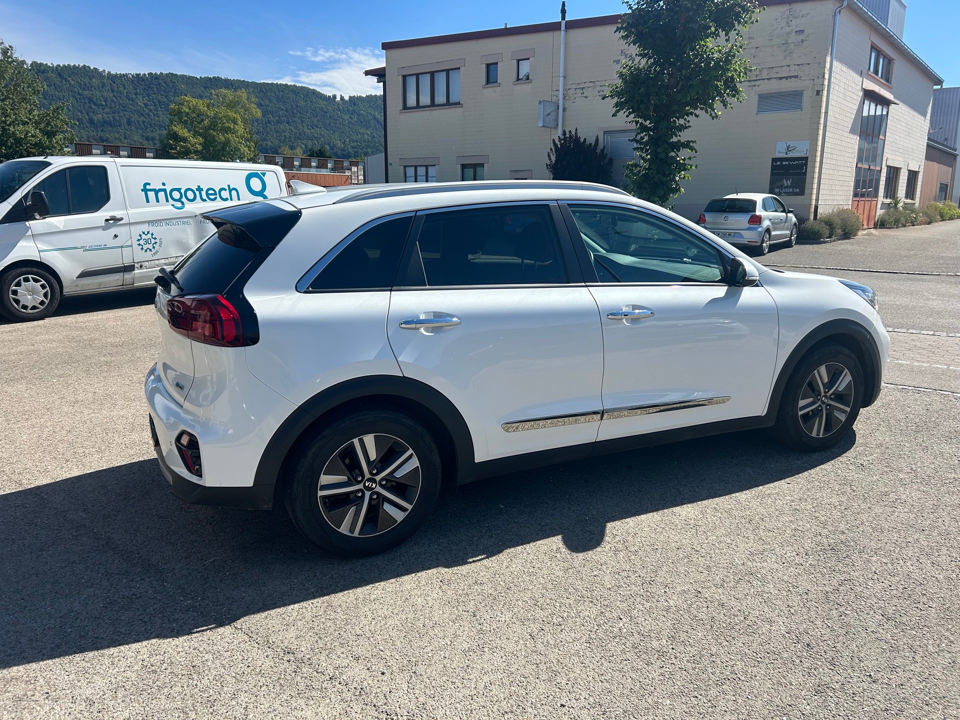 KIA Niro 1.6GDi Plug-in Hybrid Style DCT-image-3