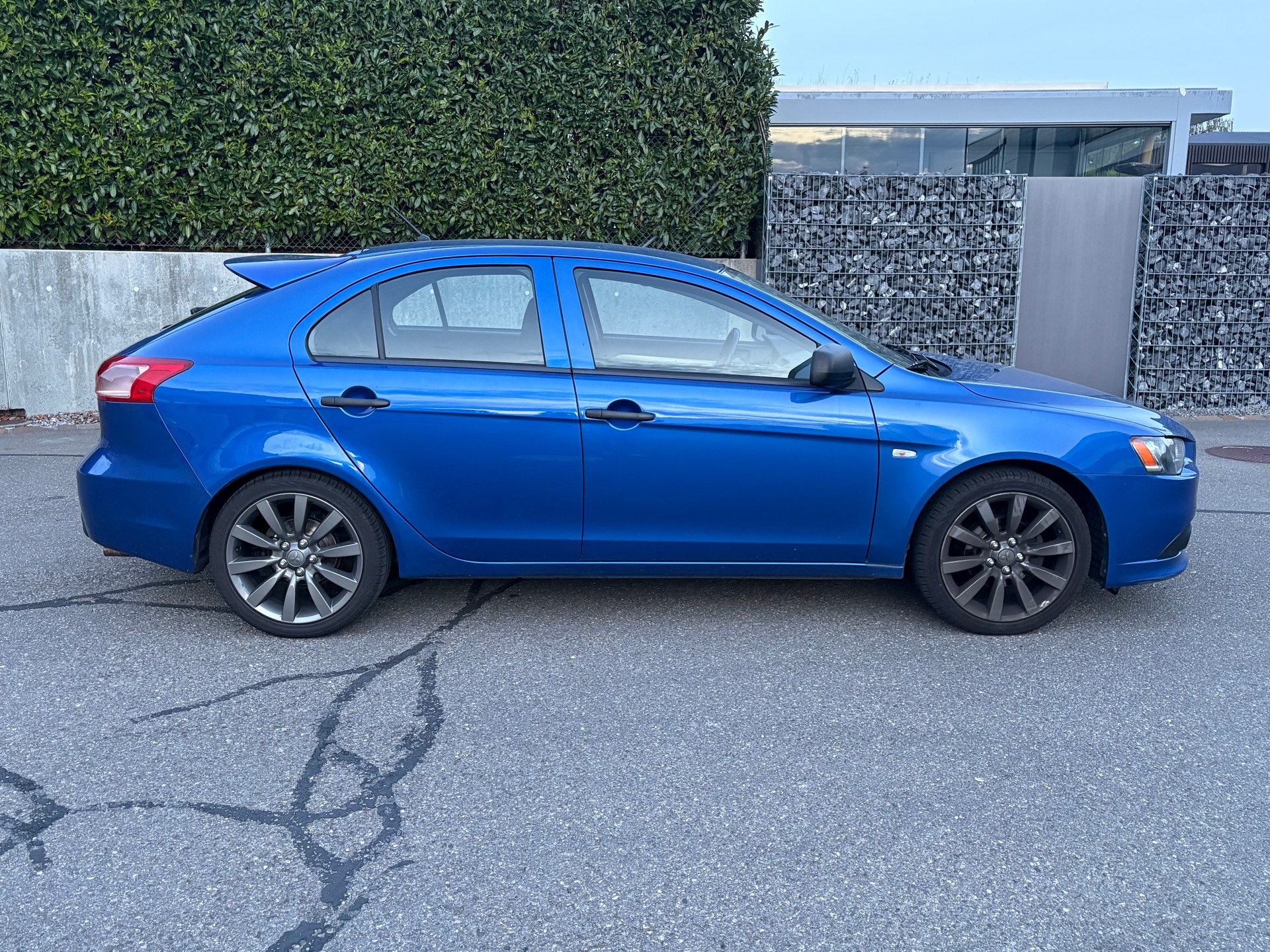 MITSUBISHI Lancer Sportback 1.6 Inform-image-4