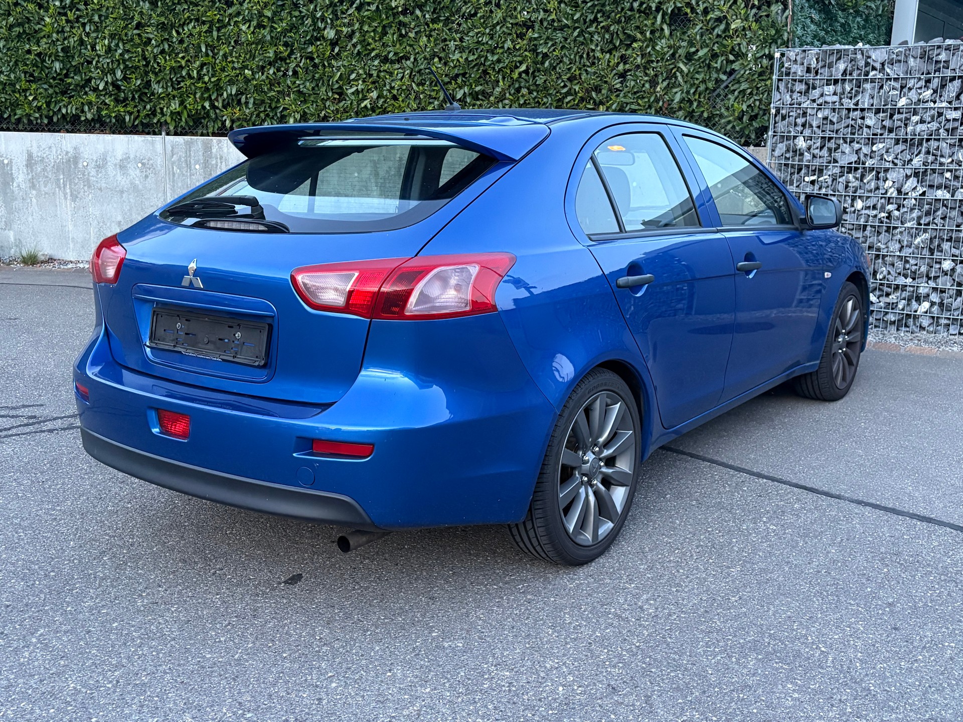MITSUBISHI Lancer Sportback 1.6 Inform-image-5