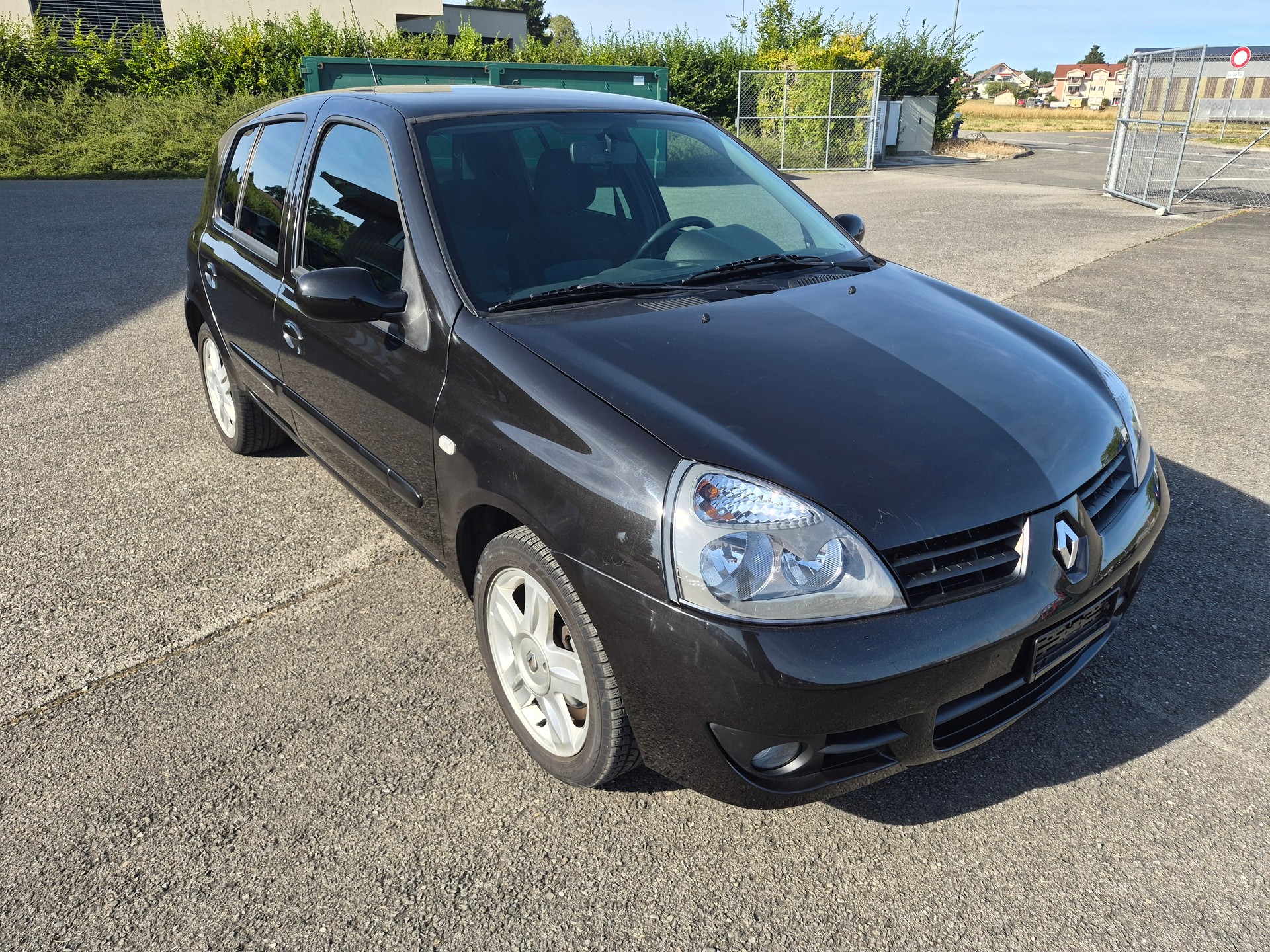 RENAULT Clio 1.2 16V Storia-image-3