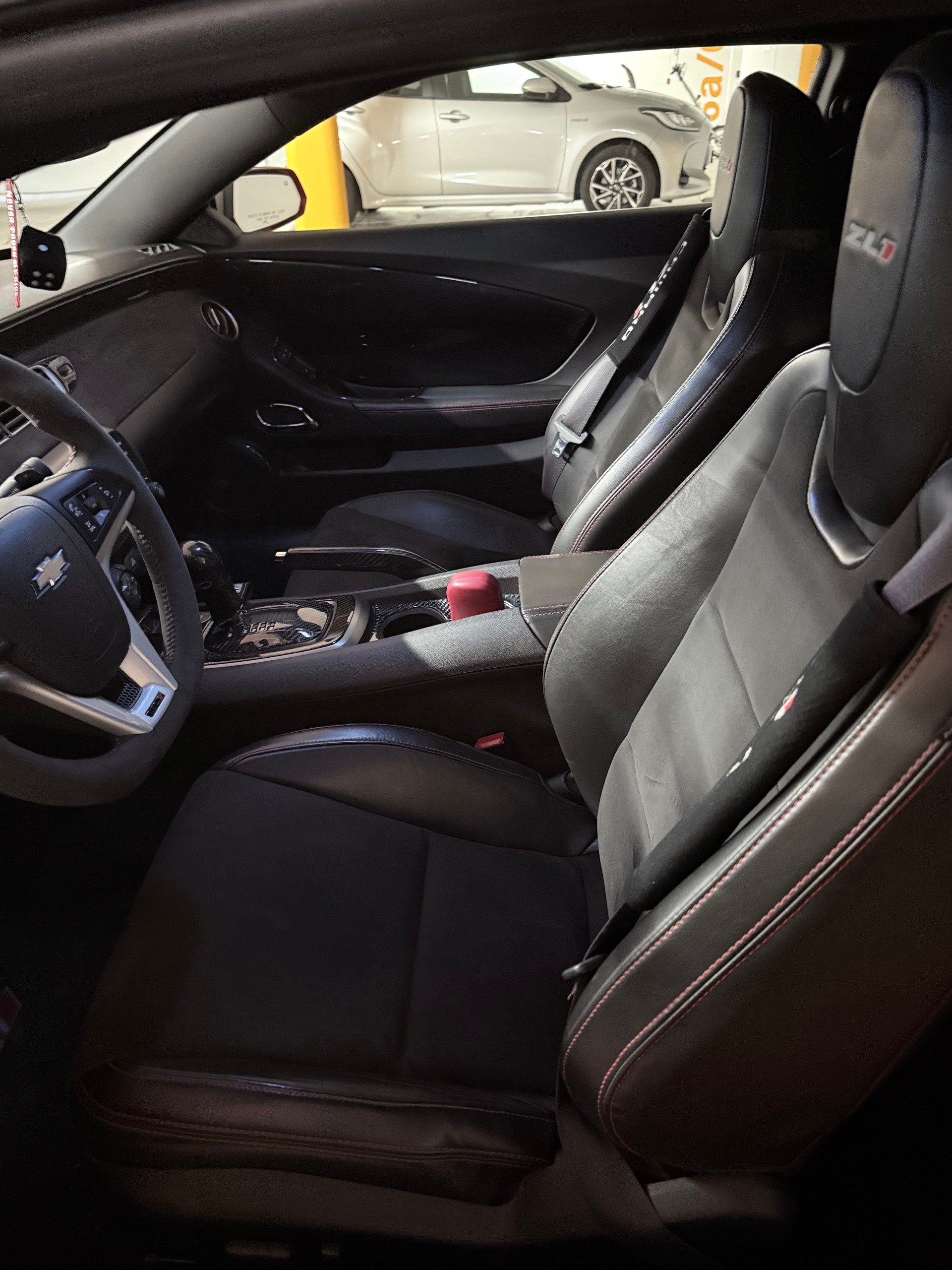 CHEVROLET ZL1-image-13