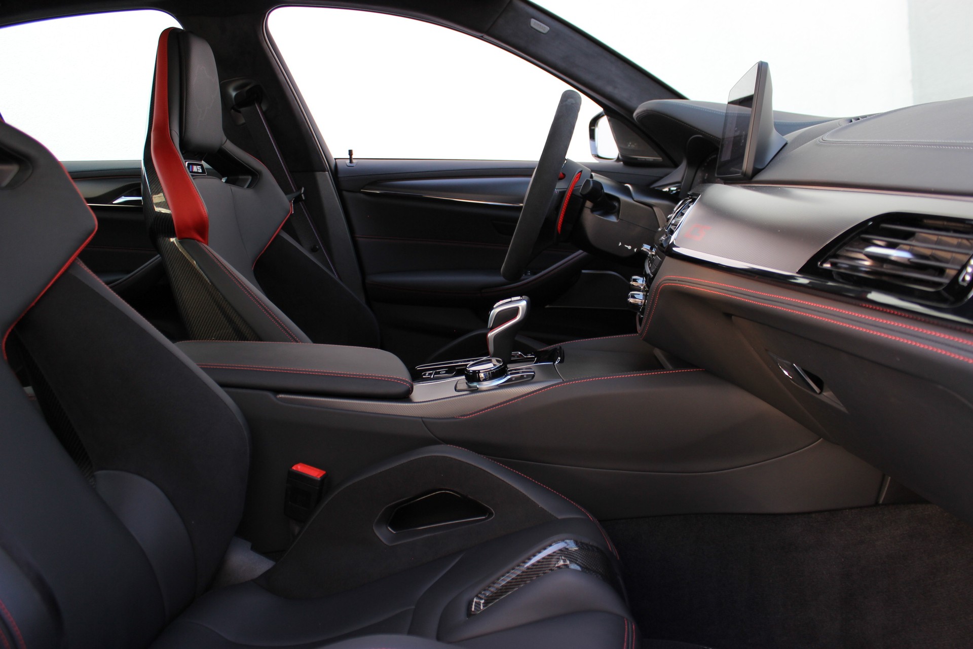 BMW M5 xDrive CS *SAMMLERZUSTAND*-showroom-element-3