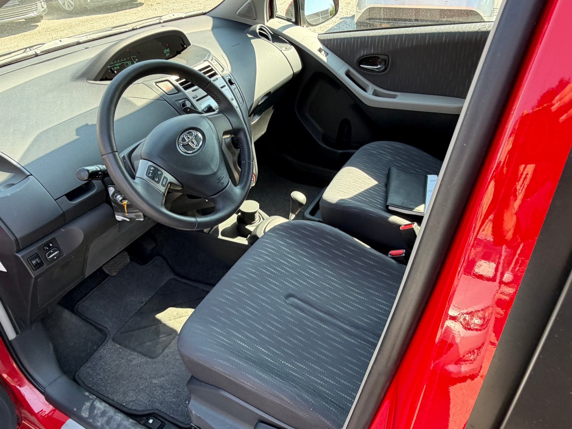 TOYOTA Yaris 1.33 Linea Luna Multimode-image-6