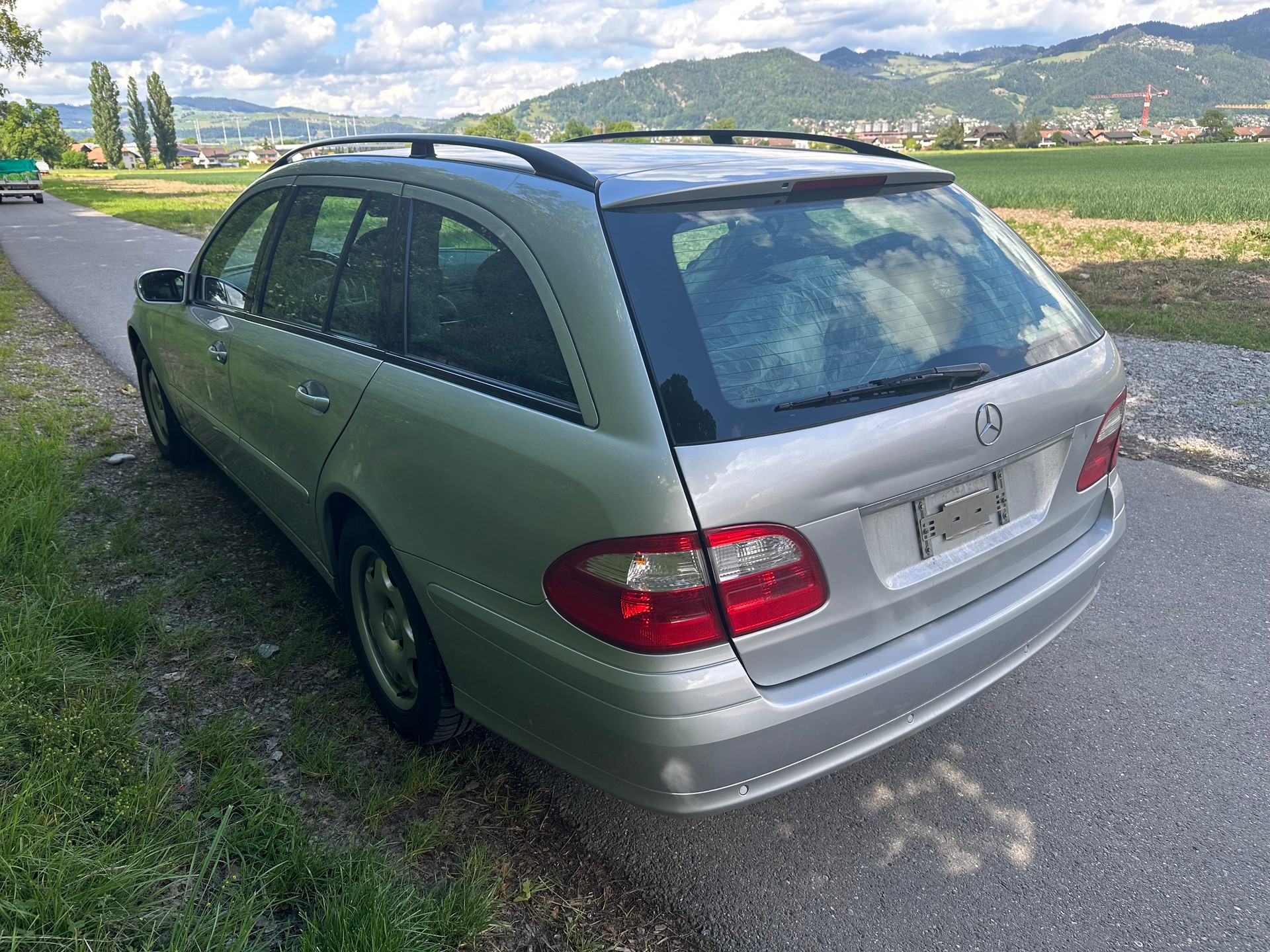 MERCEDES-BENZ E 280 CDI Avantgarde 4Matic Automatic-image-2