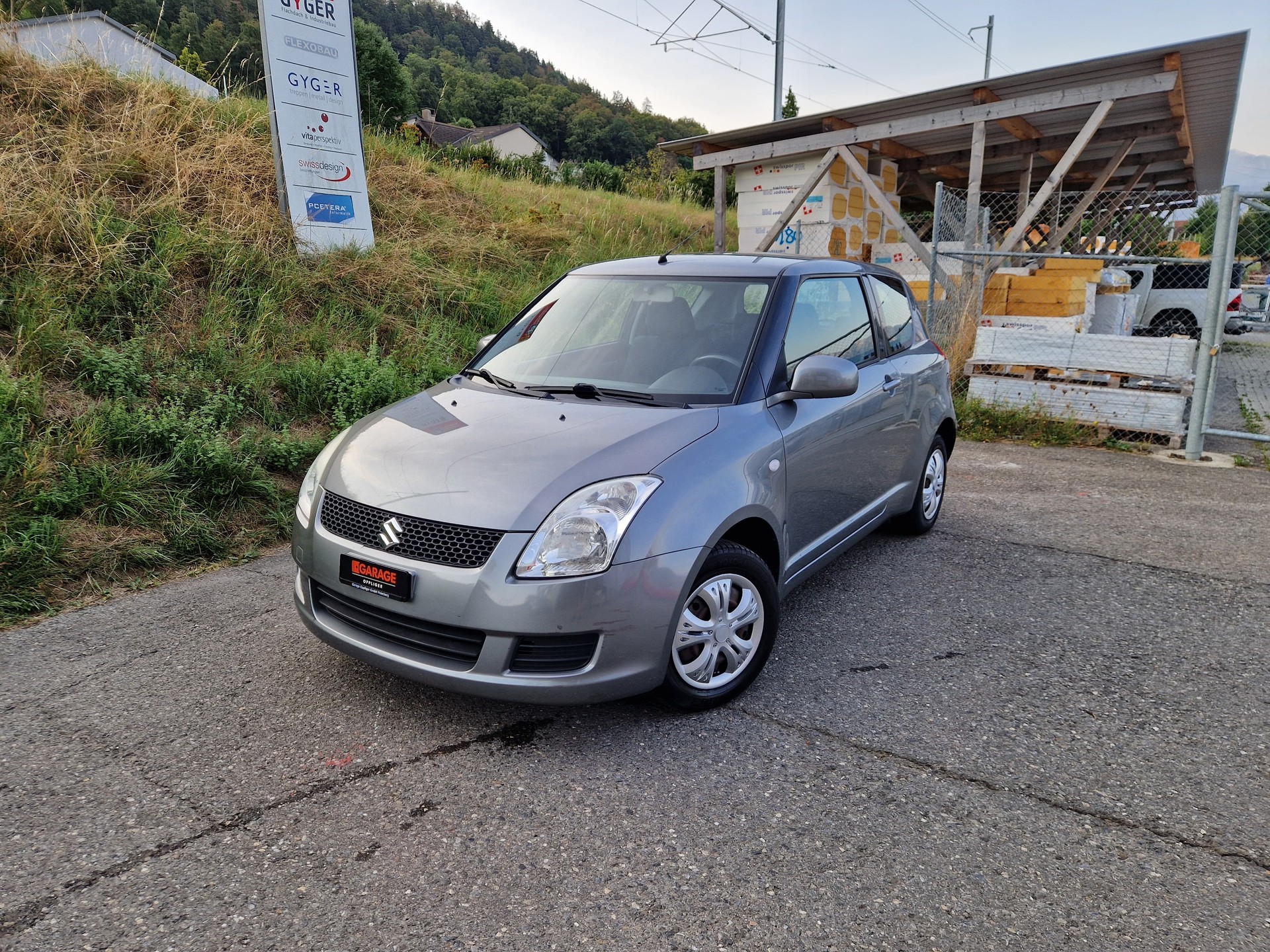SUZUKI Swift 1.3i 16V GL