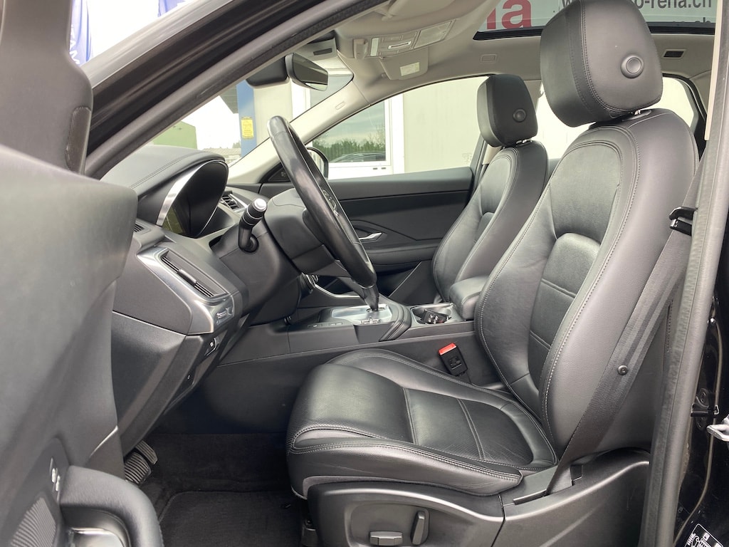 JAGUAR E-Pace 2.0d D150 S AWD Automatik-image-7
