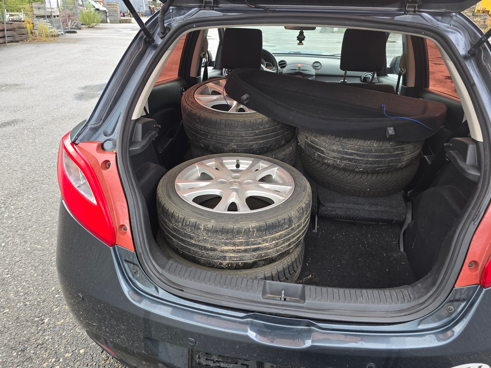 MAZDA 2 1.5i 16V Sport-image-5