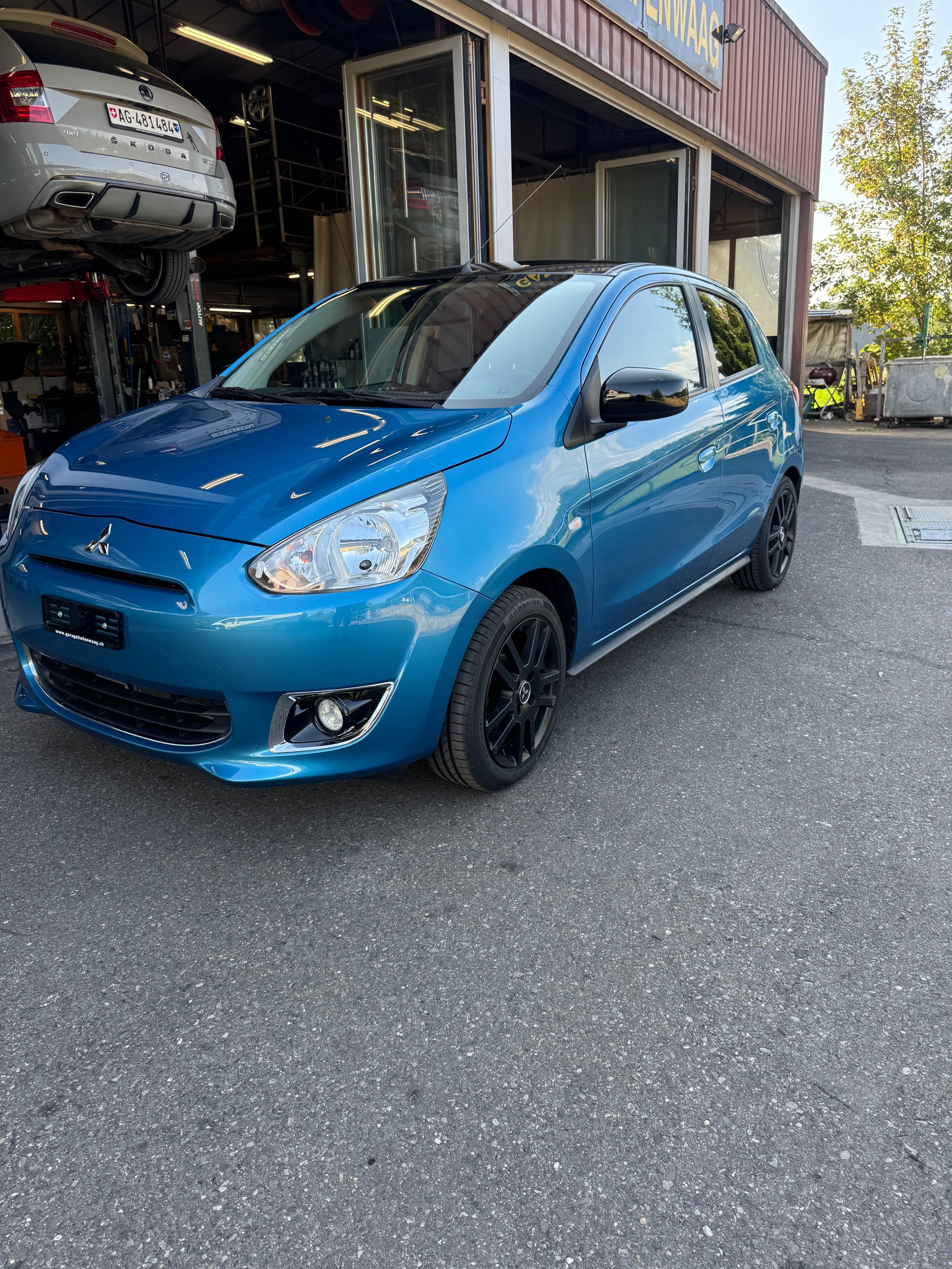 MITSUBISHI Space Star 1.2 Color Collection CVT