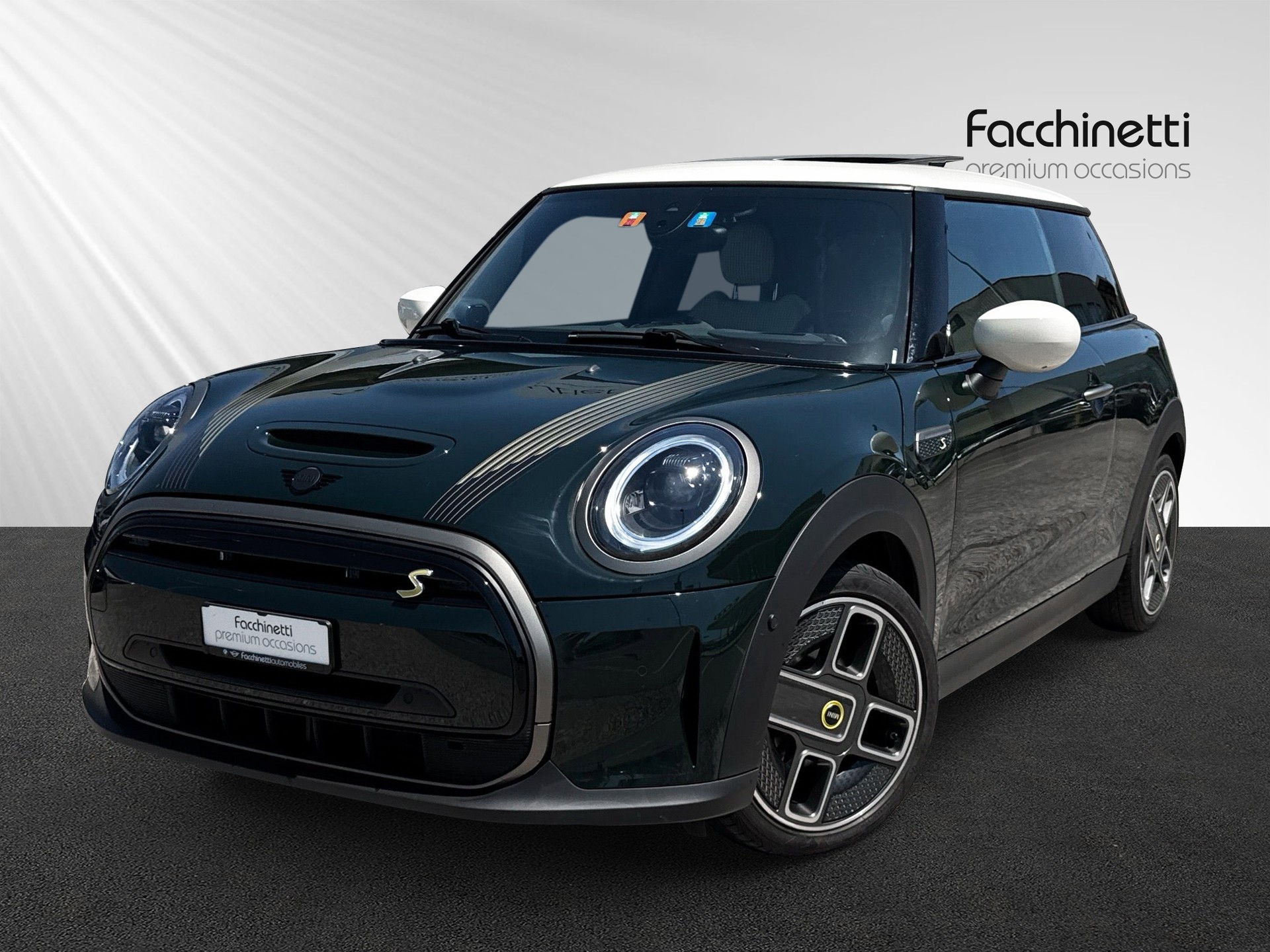 MINI Cooper SE Resolute Edition