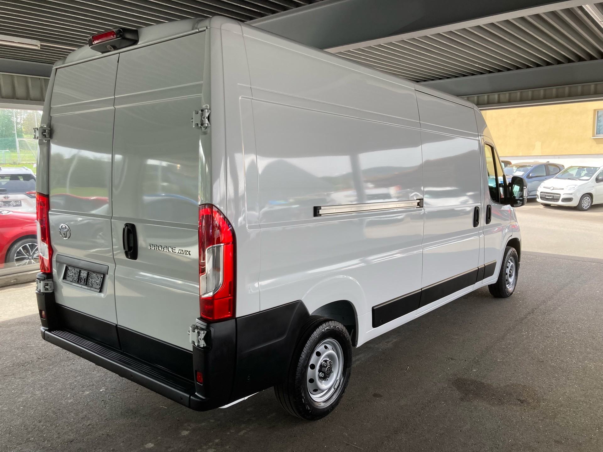 TOYOTA Proace MAX 2.2D Panel Van HD Advanced 3,5t L3H2-image-4