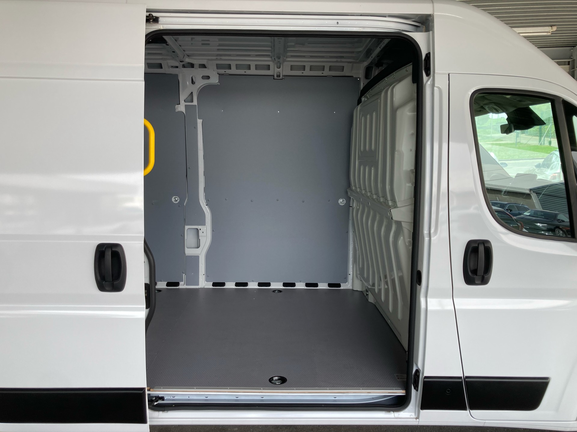 TOYOTA Proace MAX 2.2D Panel Van HD Advanced 3,5t L3H2-image-9