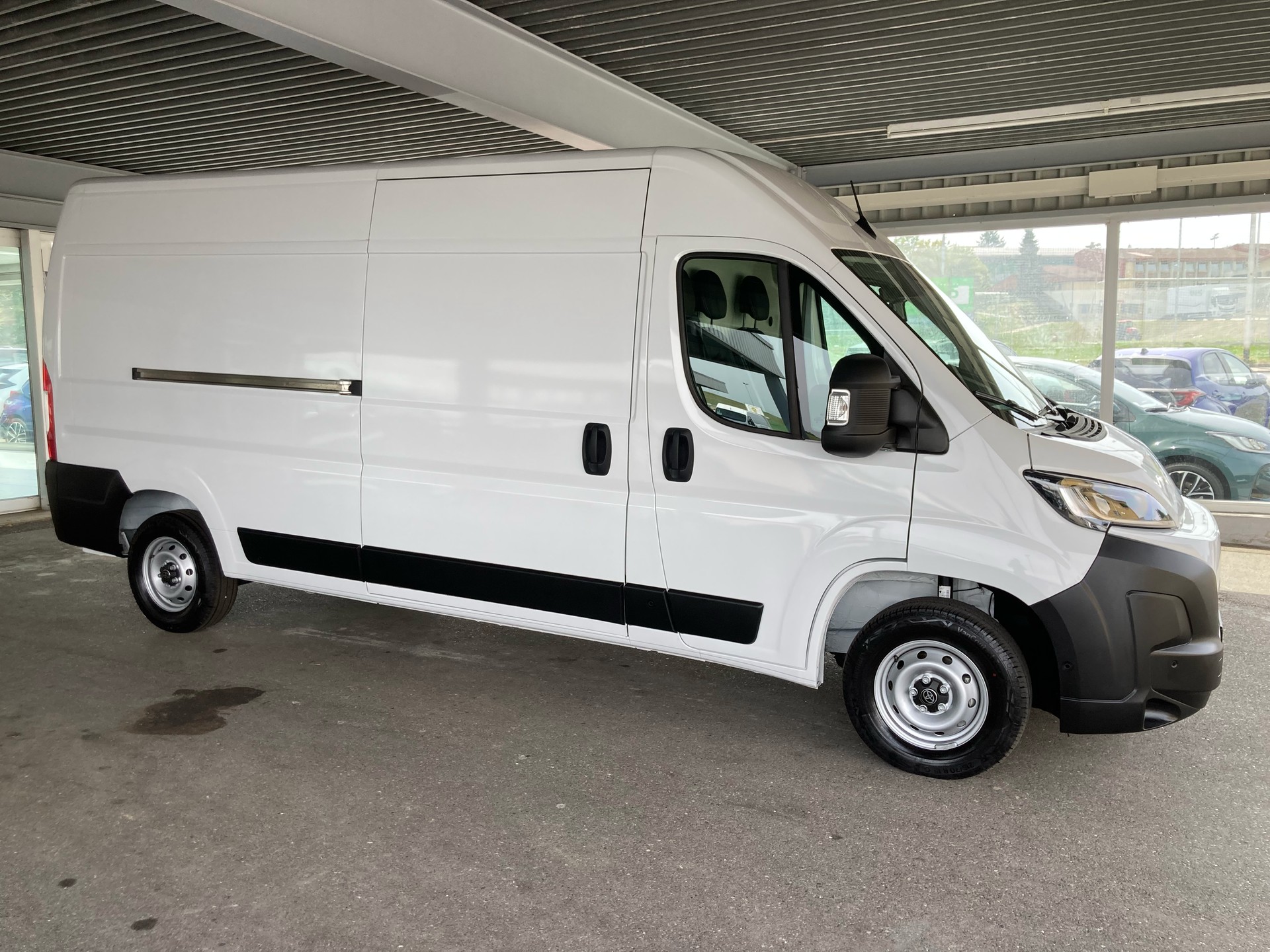 TOYOTA Proace MAX 2.2D Panel Van HD Advanced 3,5t L3H2-image-3