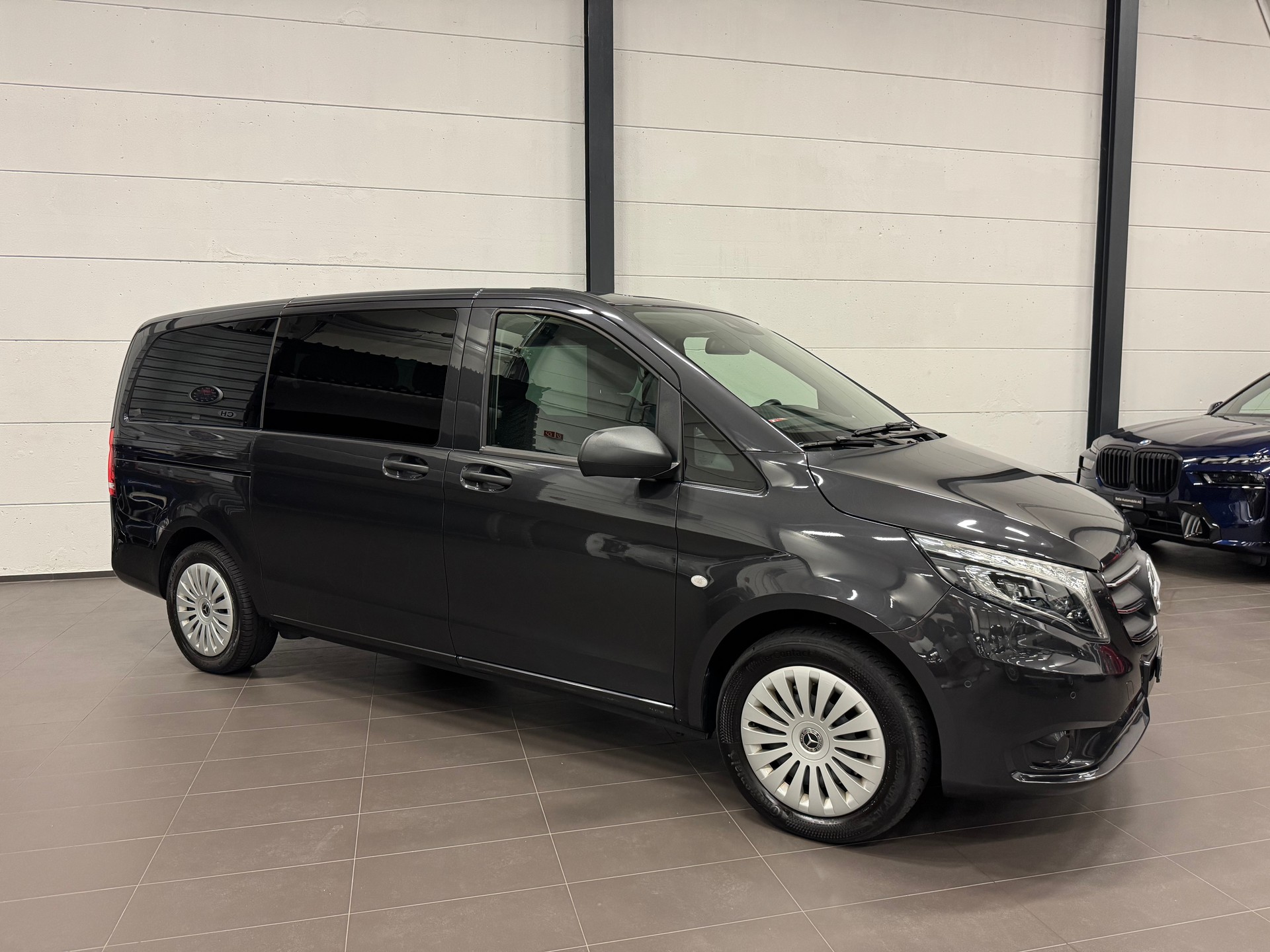 MERCEDES-BENZ Vito 116 CDI Lang Select Tourer 4Matic 9G-Tronic-showroom-element-3