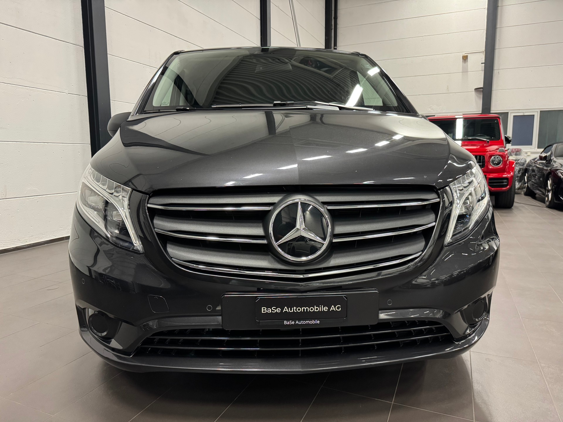MERCEDES-BENZ Vito 116 CDI Lang Select Tourer 4Matic 9G-Tronic-image-6