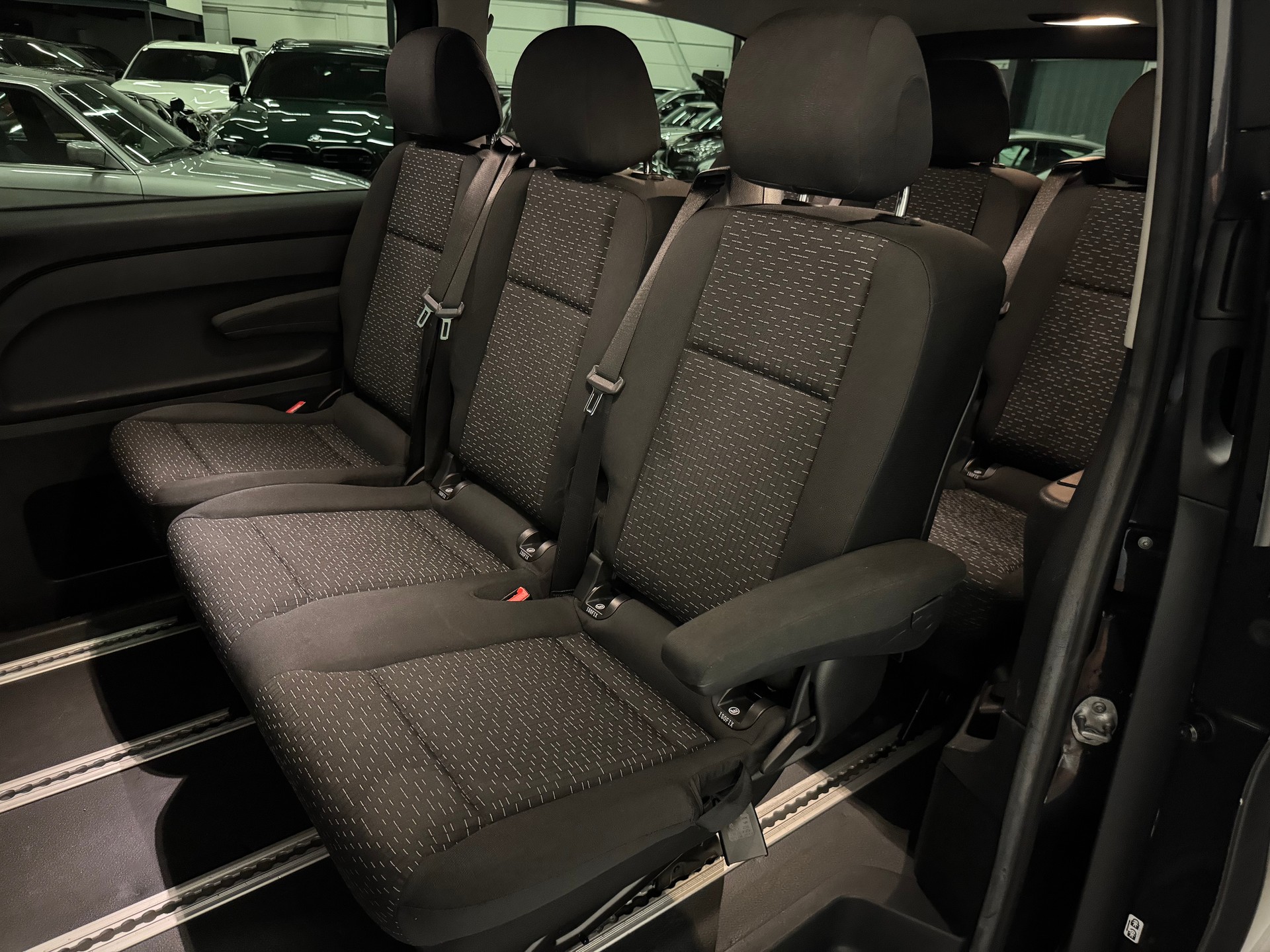 MERCEDES-BENZ Vito 116 CDI Lang Select Tourer 4Matic 9G-Tronic-image-22