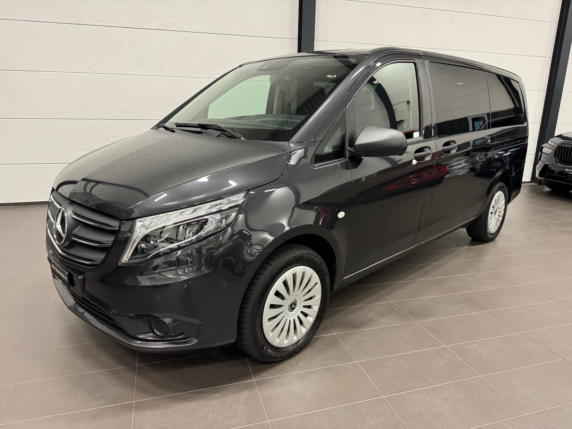 MERCEDES-BENZ Vito 116 CDI Lang Select Tourer 4Matic 9G-Tronic-showroom-element-2