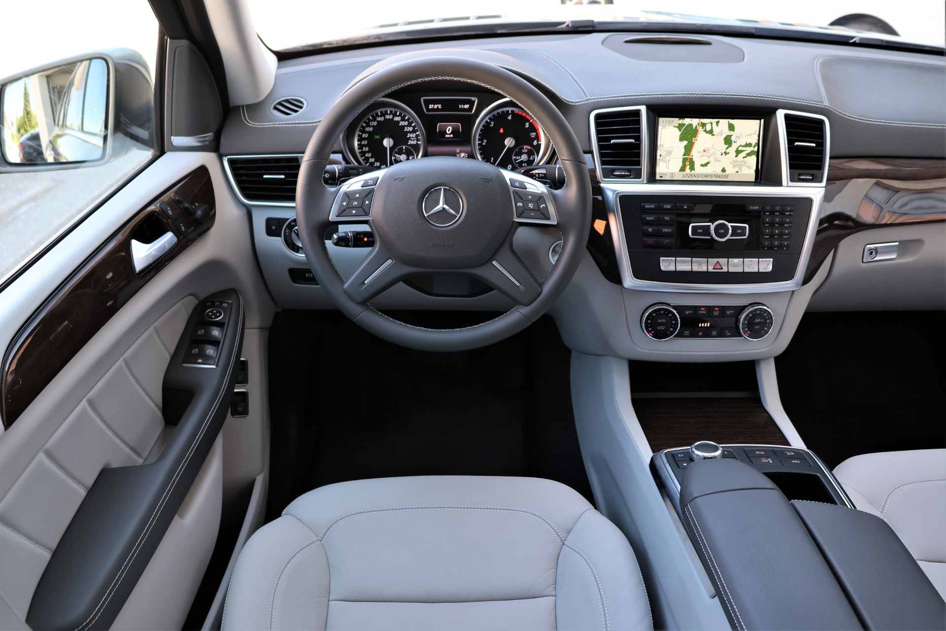 MERCEDES-BENZ GL 350 BlueTEC 4Matic 7G-TRONIC 7 SITZER (CH)-image-15