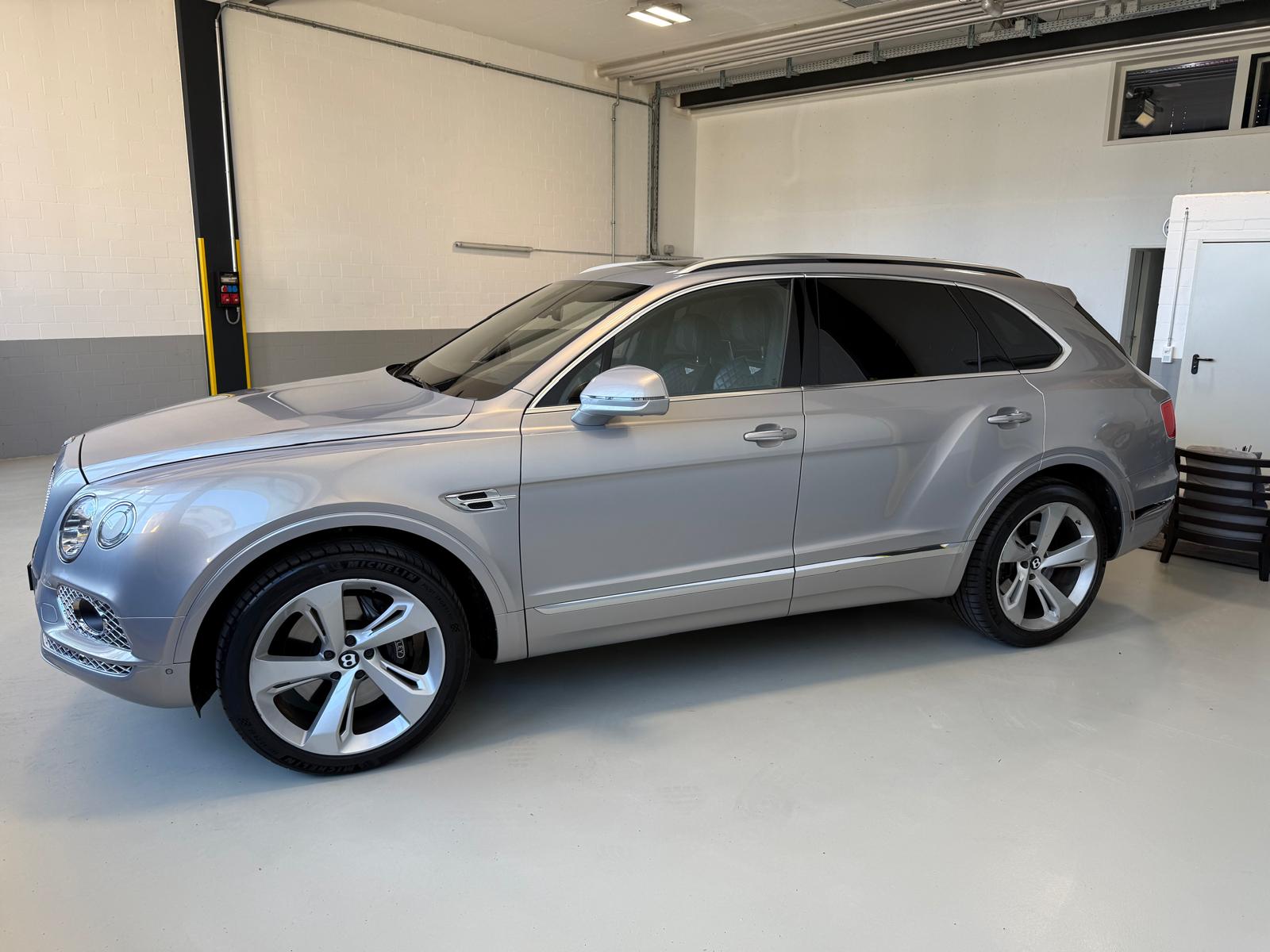 BENTLEY Bentayga W12-image-5