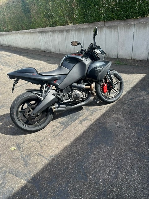 BUELL 1125 CR-image-0
