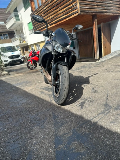 BUELL 1125 CR-image-2