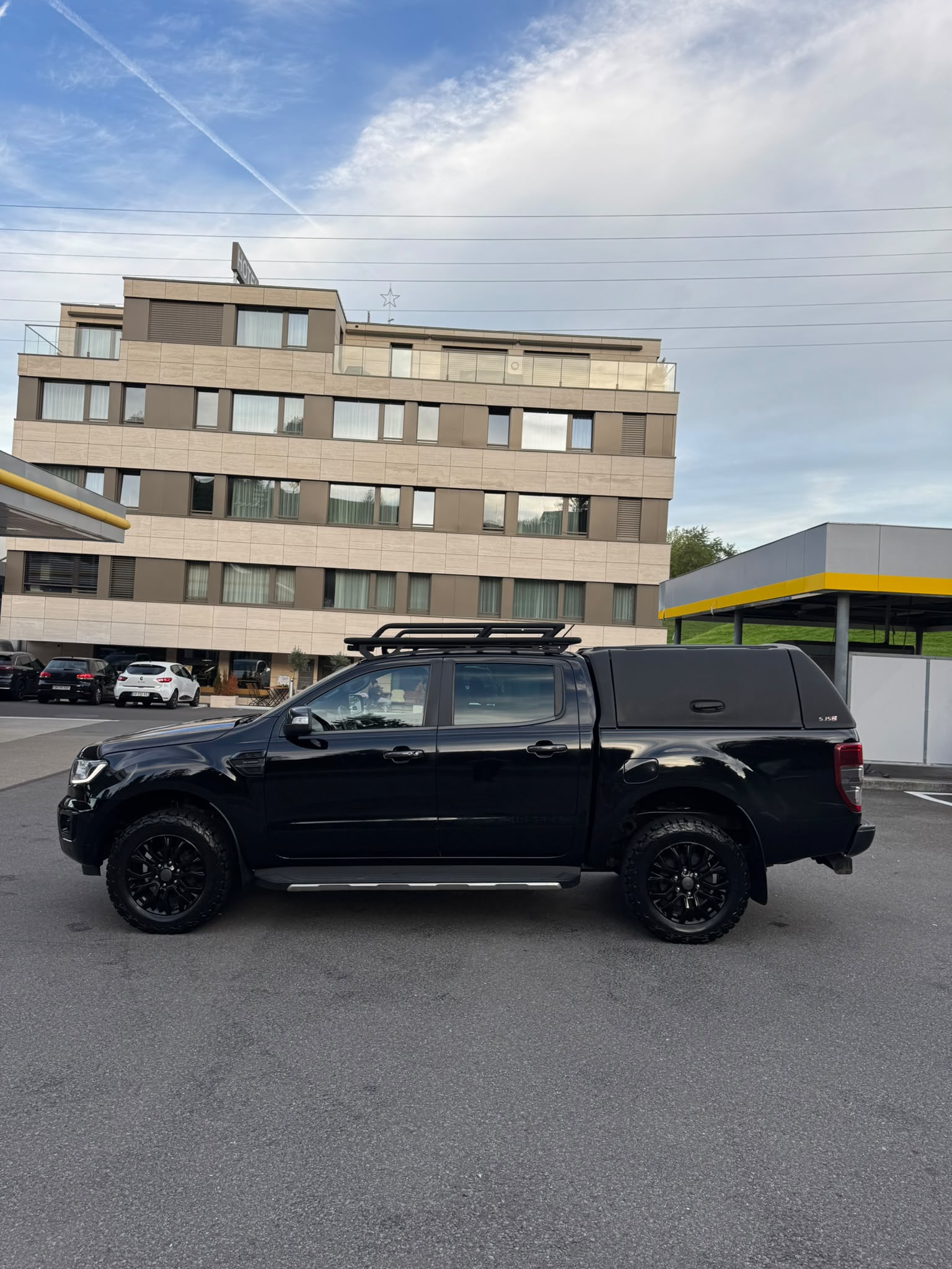 FORD Ranger Raptor 2.0 Eco Blue 4x4 A Wildtrack-showroom-element-3