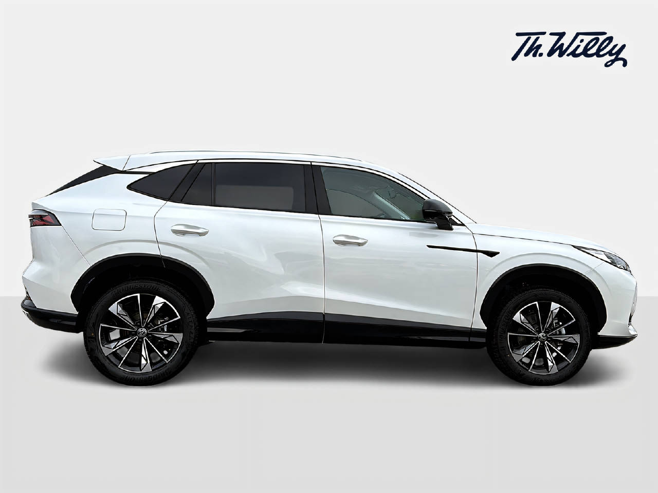 MG HS 1.5 Hybrid Luxury-image-4
