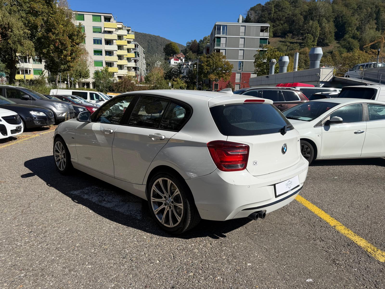 BMW 125i-image-3