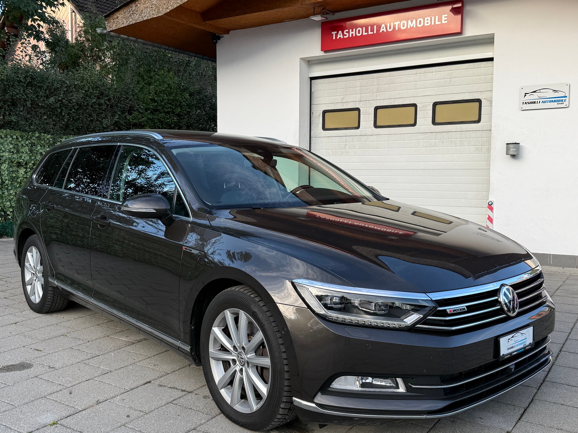 VW Passat Variant 2.0 TDI BMT High. DSG 4Motion-showroom-element-1