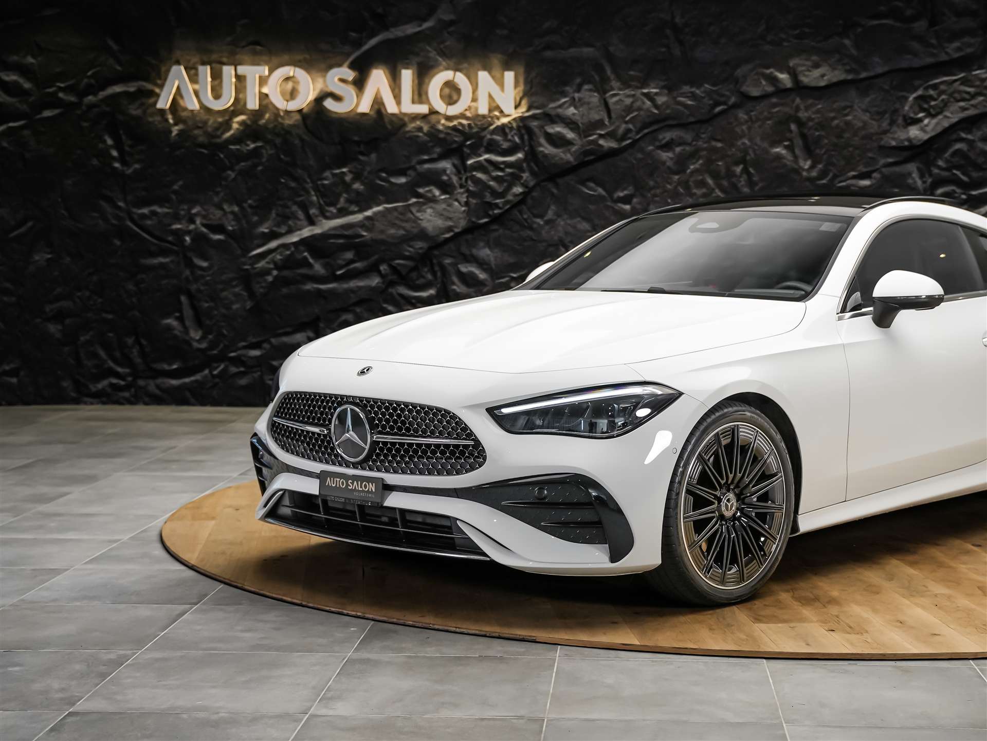 MERCEDES-BENZ CLE 200 Coupé AMG Line 9G-Tronic *Werksgarantie*Panorama*Lenkradheizung*-image-12