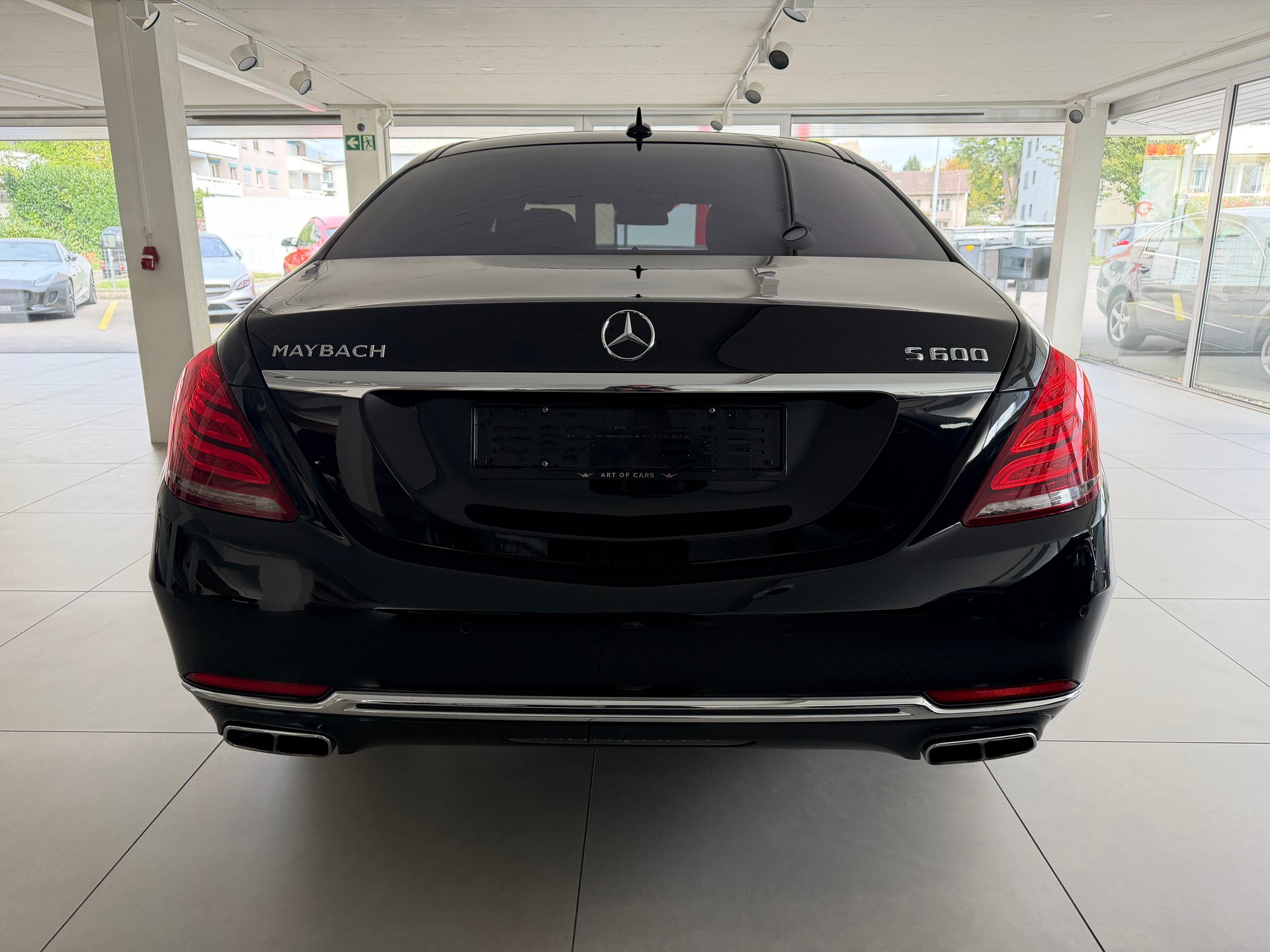 MERCEDES-BENZ S 600 Maybach 7G-Tronic-image-8