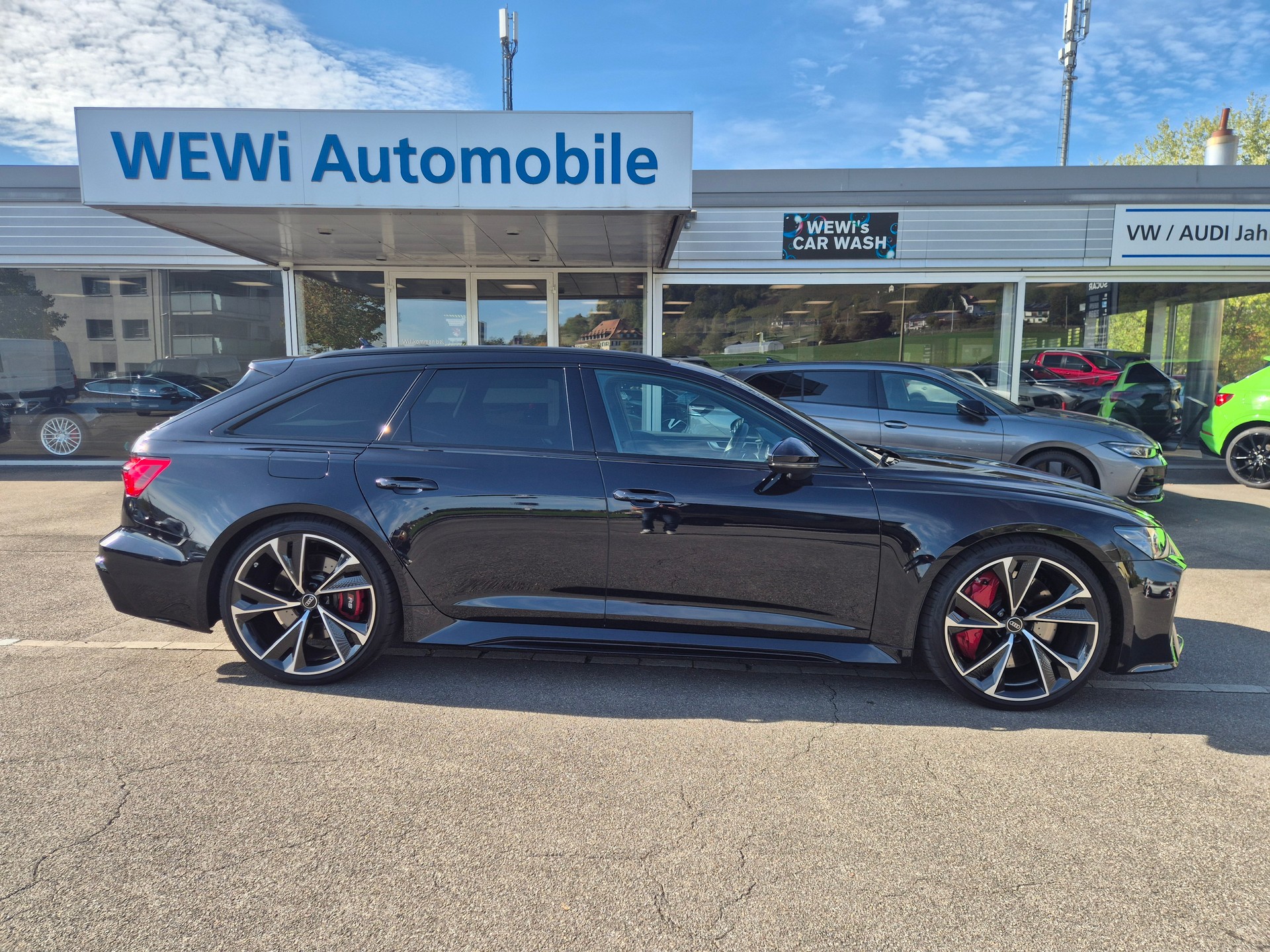 AUDI RS6 Avant 4.0 TFSI V8 quattro-showroom-element-3
