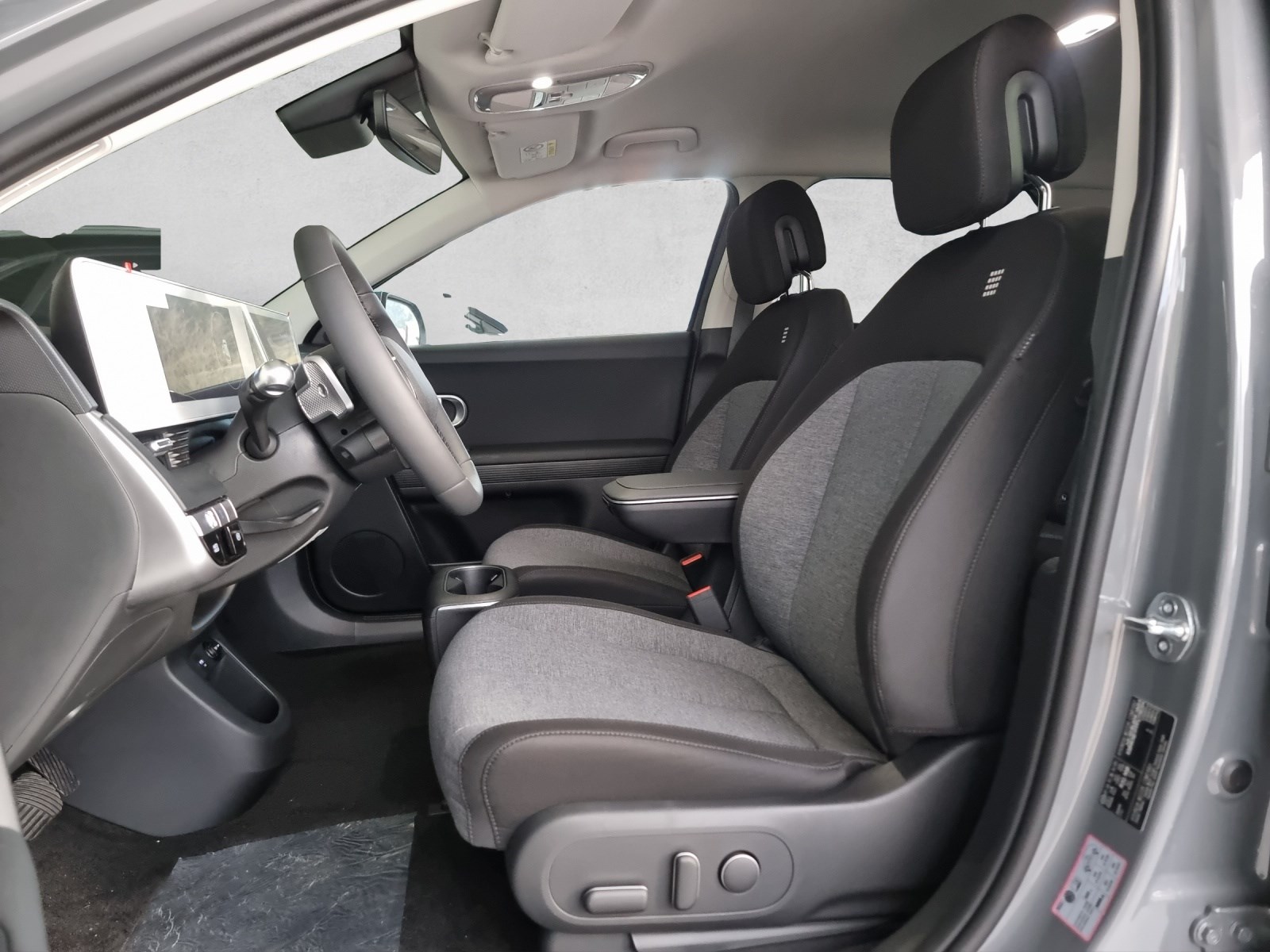 HYUNDAI Ioniq 5 77kWh Origo 4WD-image-9