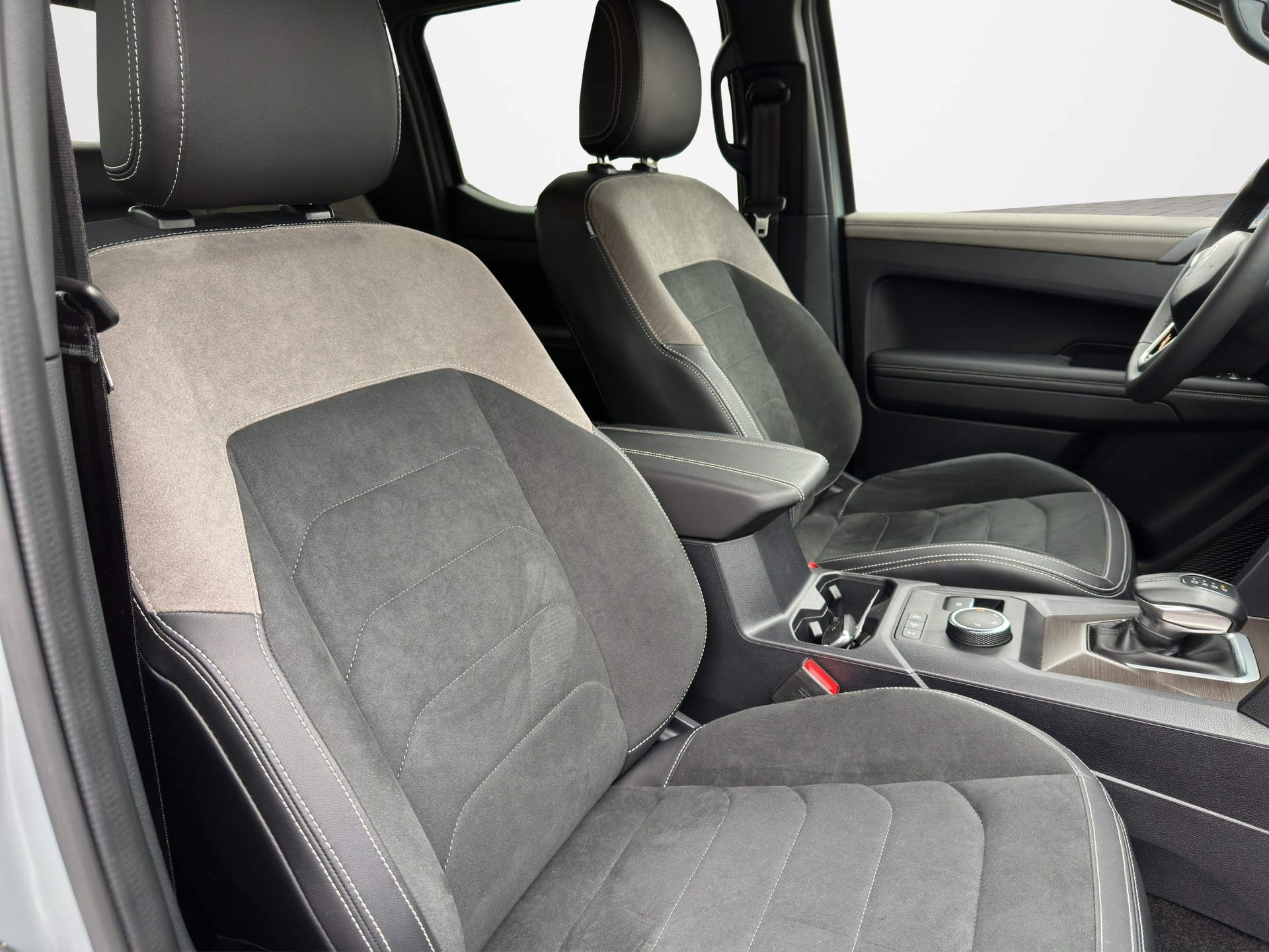 VW Amarok 3.0TDI Aventura Winter 1-image-13