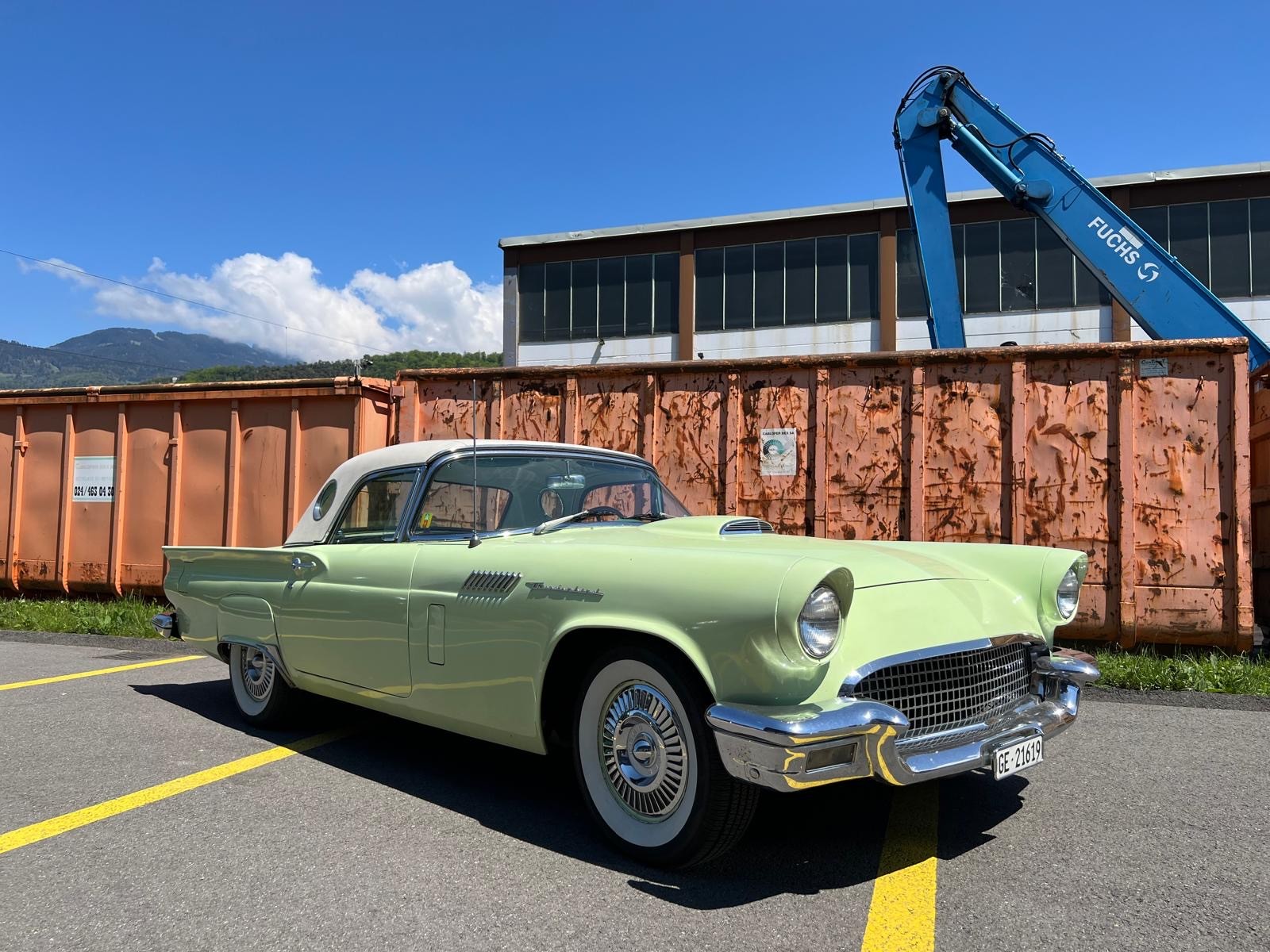 FORD Thunderbird-image-5