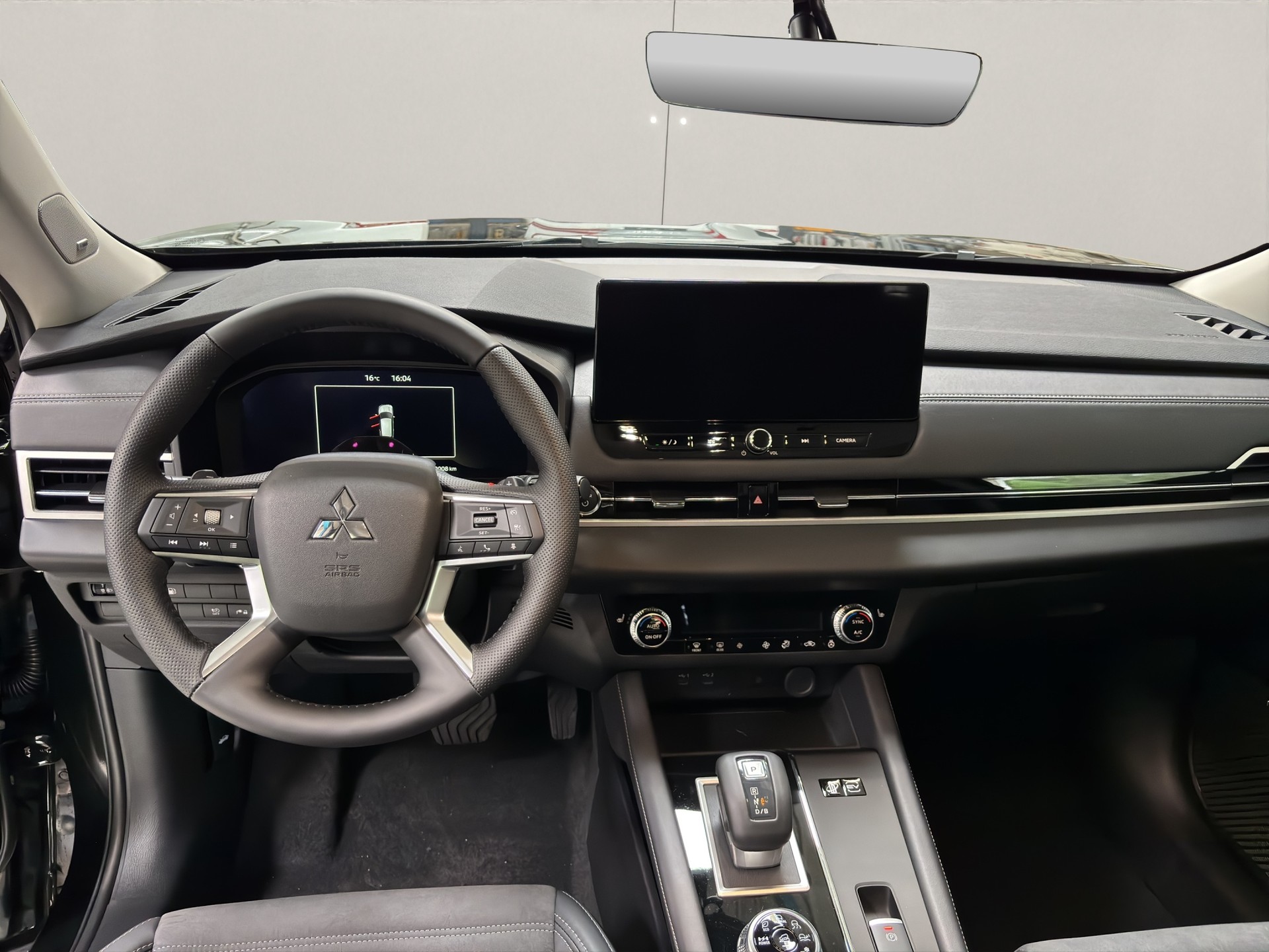 MITSUBISHI Outlander 2.4 PHEV Invite 4x4-image-8