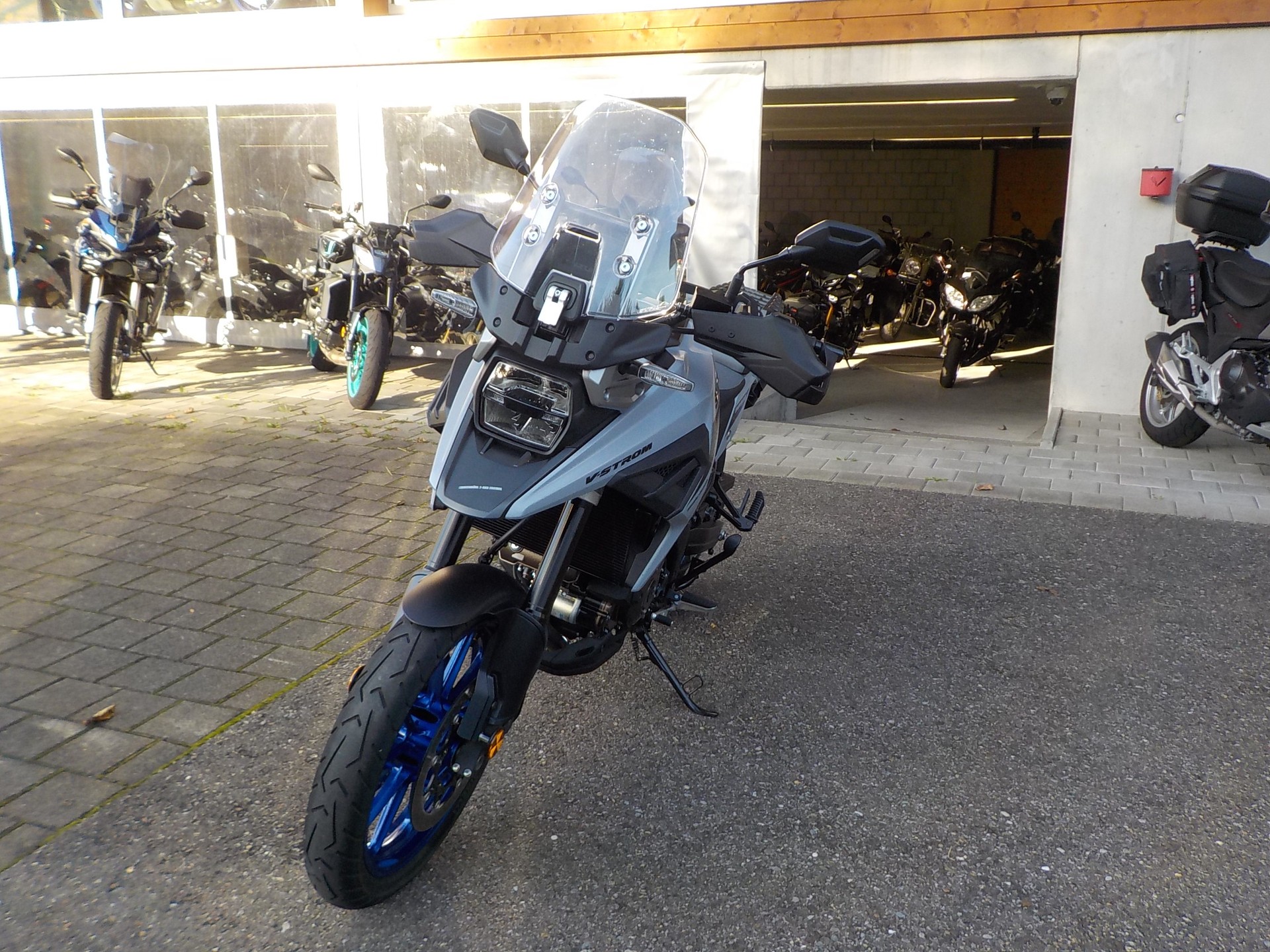 SUZUKI DL 1050-image-2