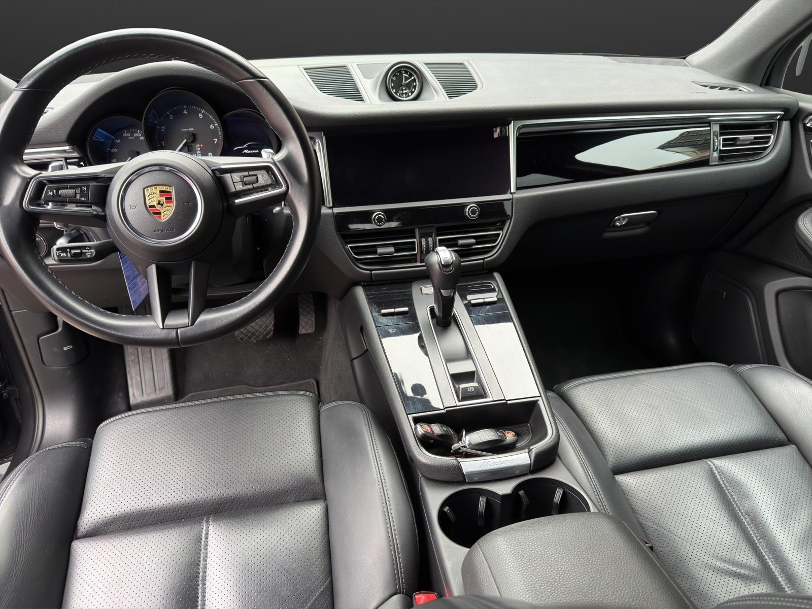 PORSCHE Macan PDK-image-8