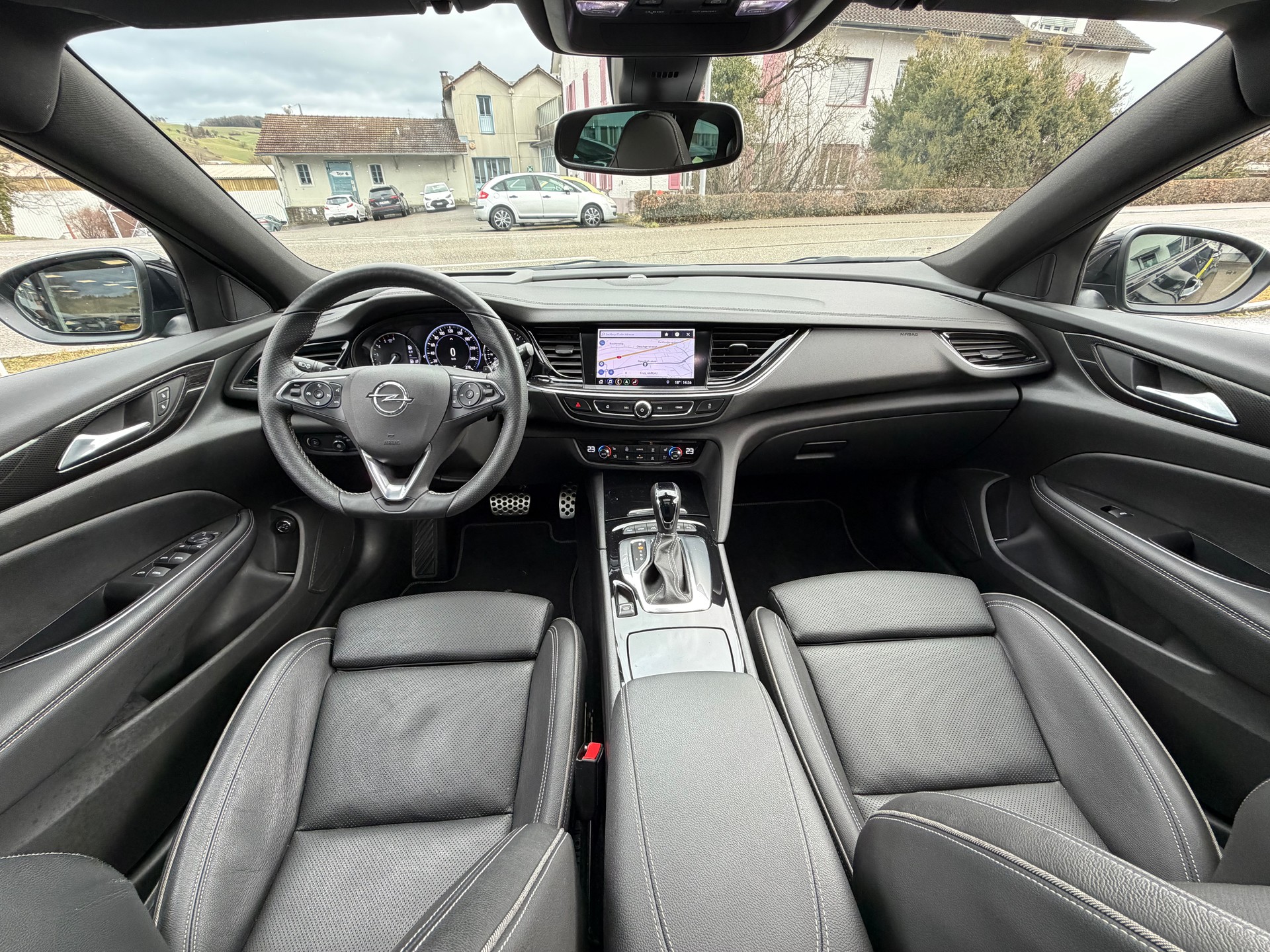 OPEL Insignia Sports Tourer 2.0 CDTi BiT. GSi AWD-image-24
