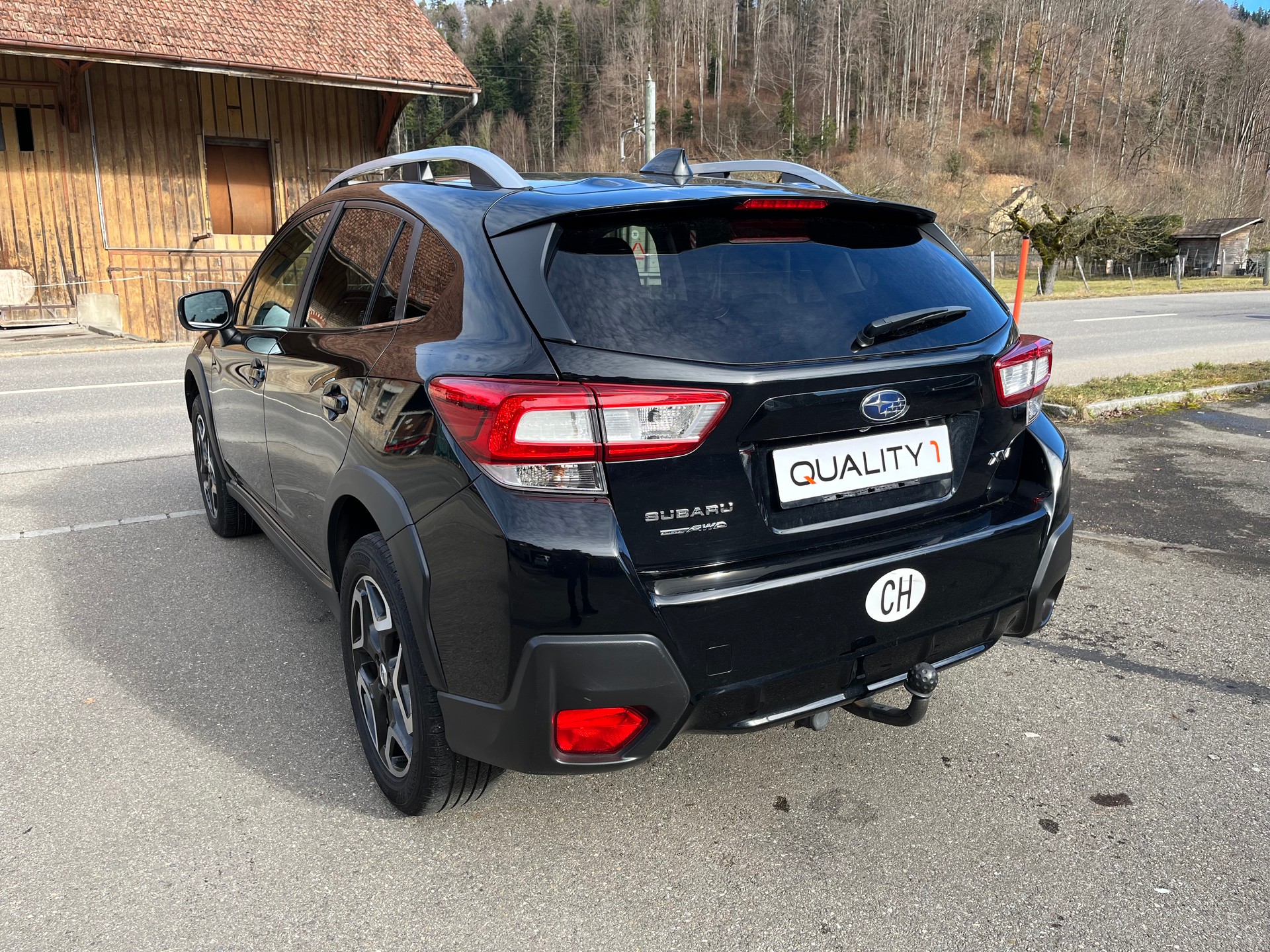 SUBARU XV 2.0 Swiss Plus AWD Lineartronic / Frisch ab MFK & Service / CH Fahrzeug-image-3