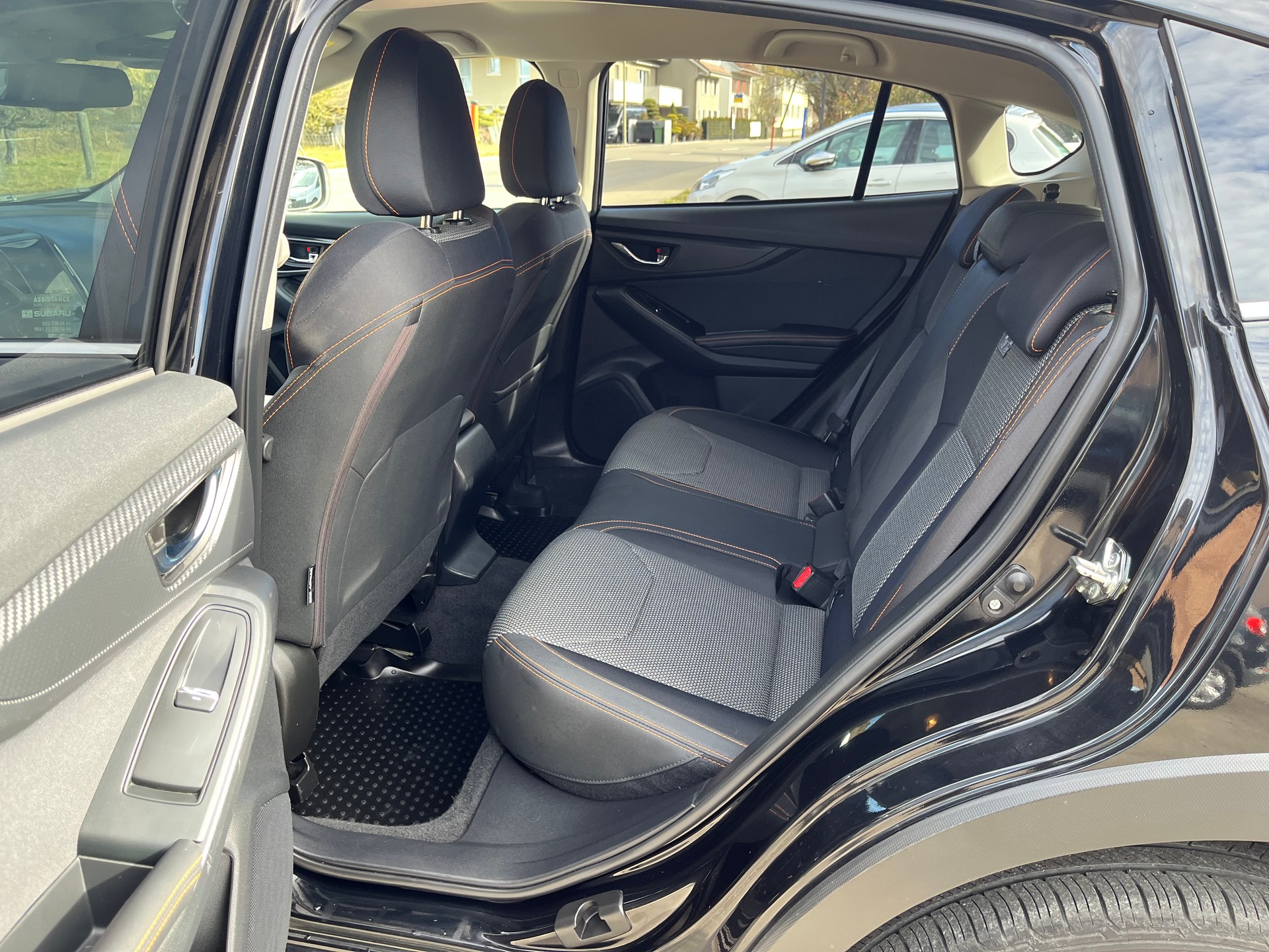 SUBARU XV 2.0 Swiss Plus AWD Lineartronic / Frisch ab MFK & Service / CH Fahrzeug-image-6