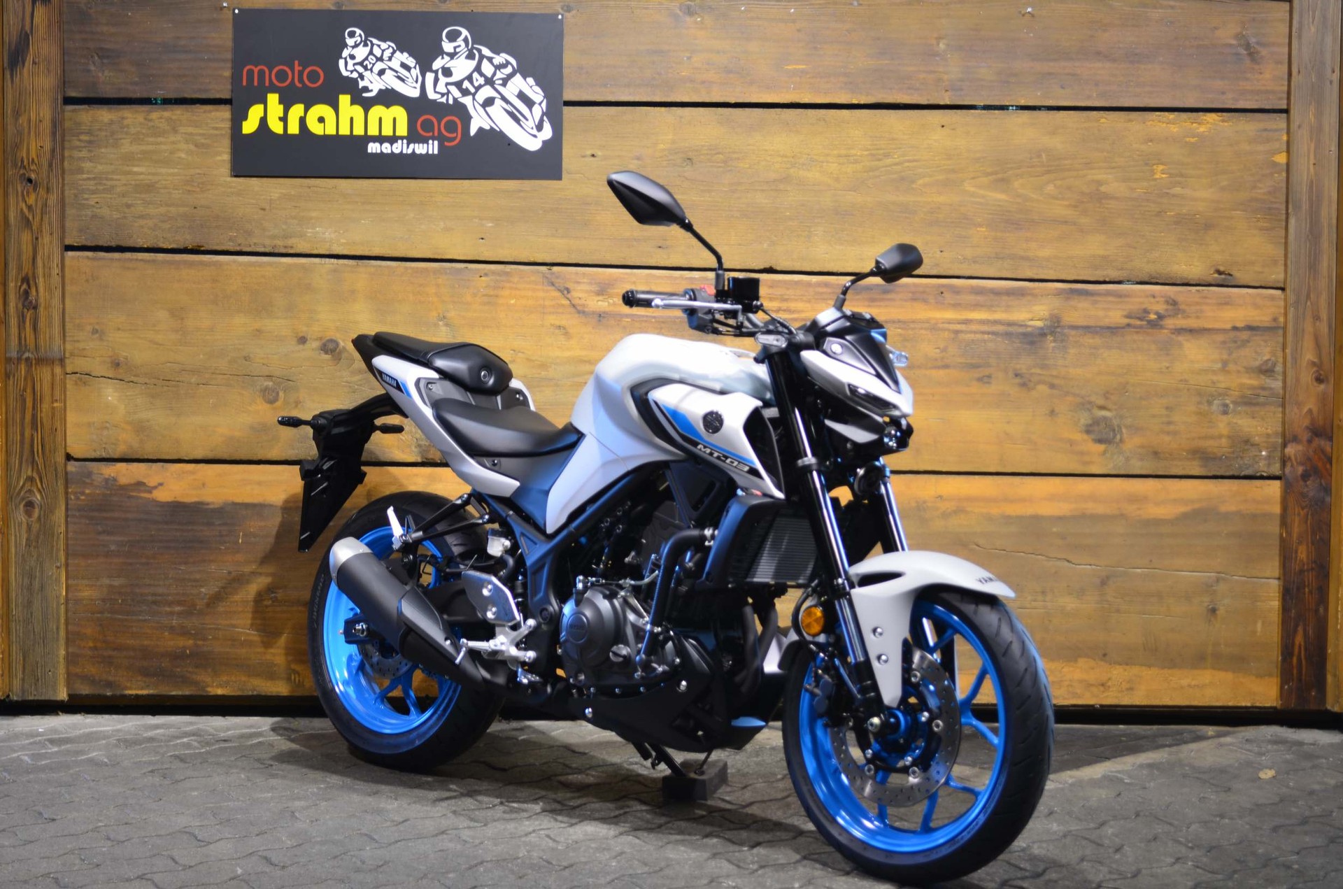 YAMAHA MT-03-image-0
