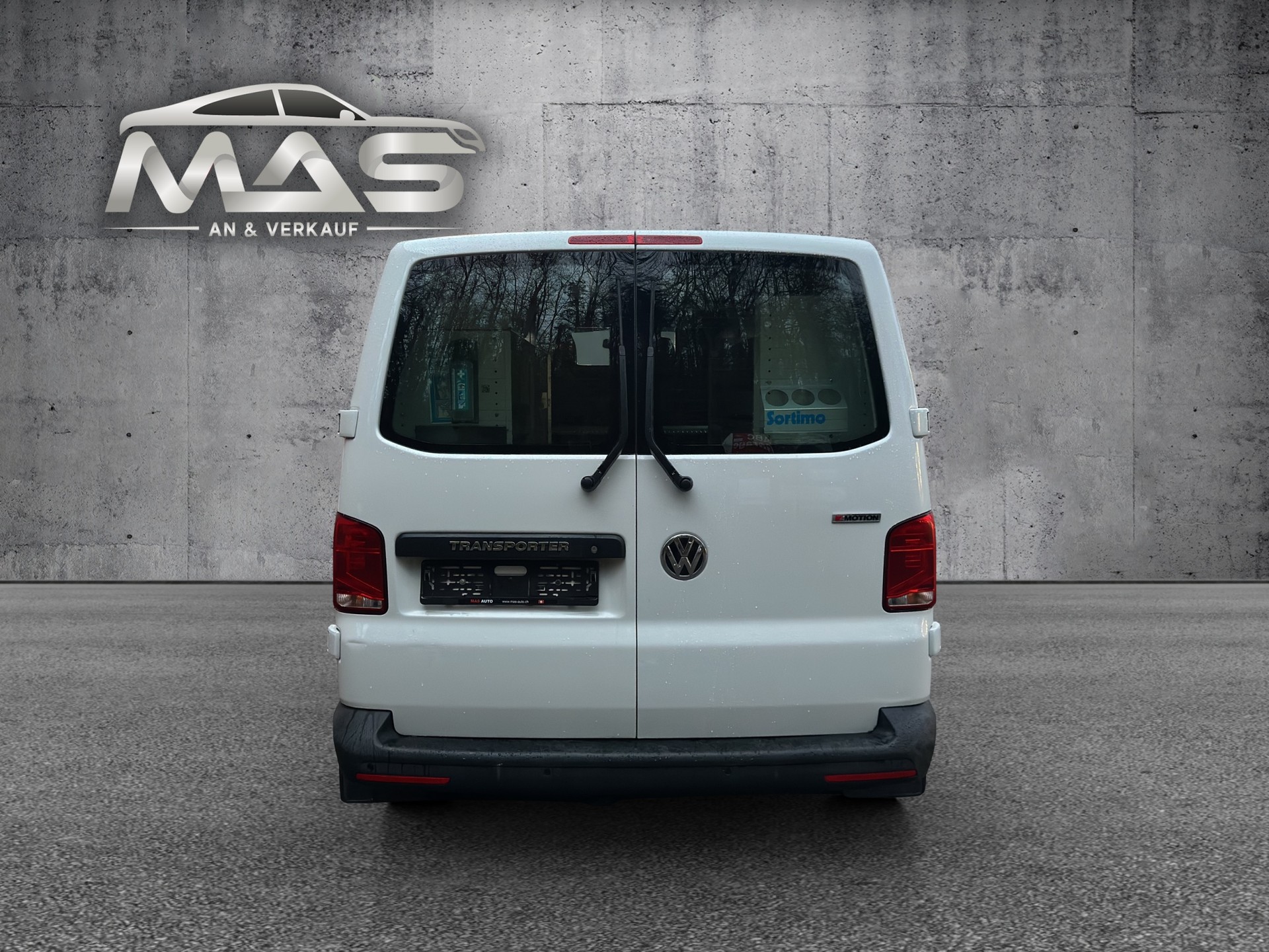 VW T6.1 2.0 TDI 4Motion DSG-image-4