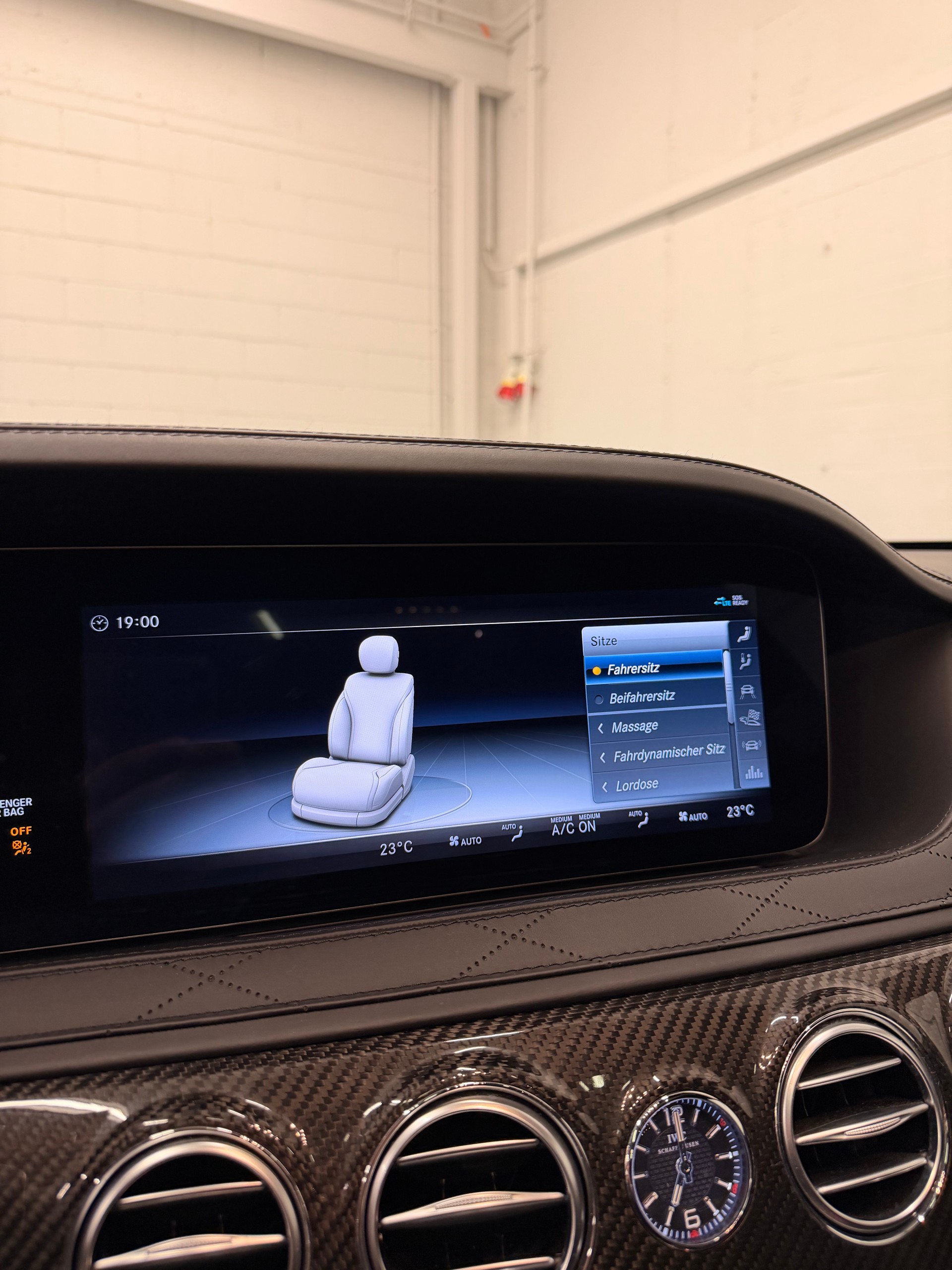 MERCEDES-BENZ S 63 AMG L 4Matic+ 9G-Tronic White Black Performance-image-24