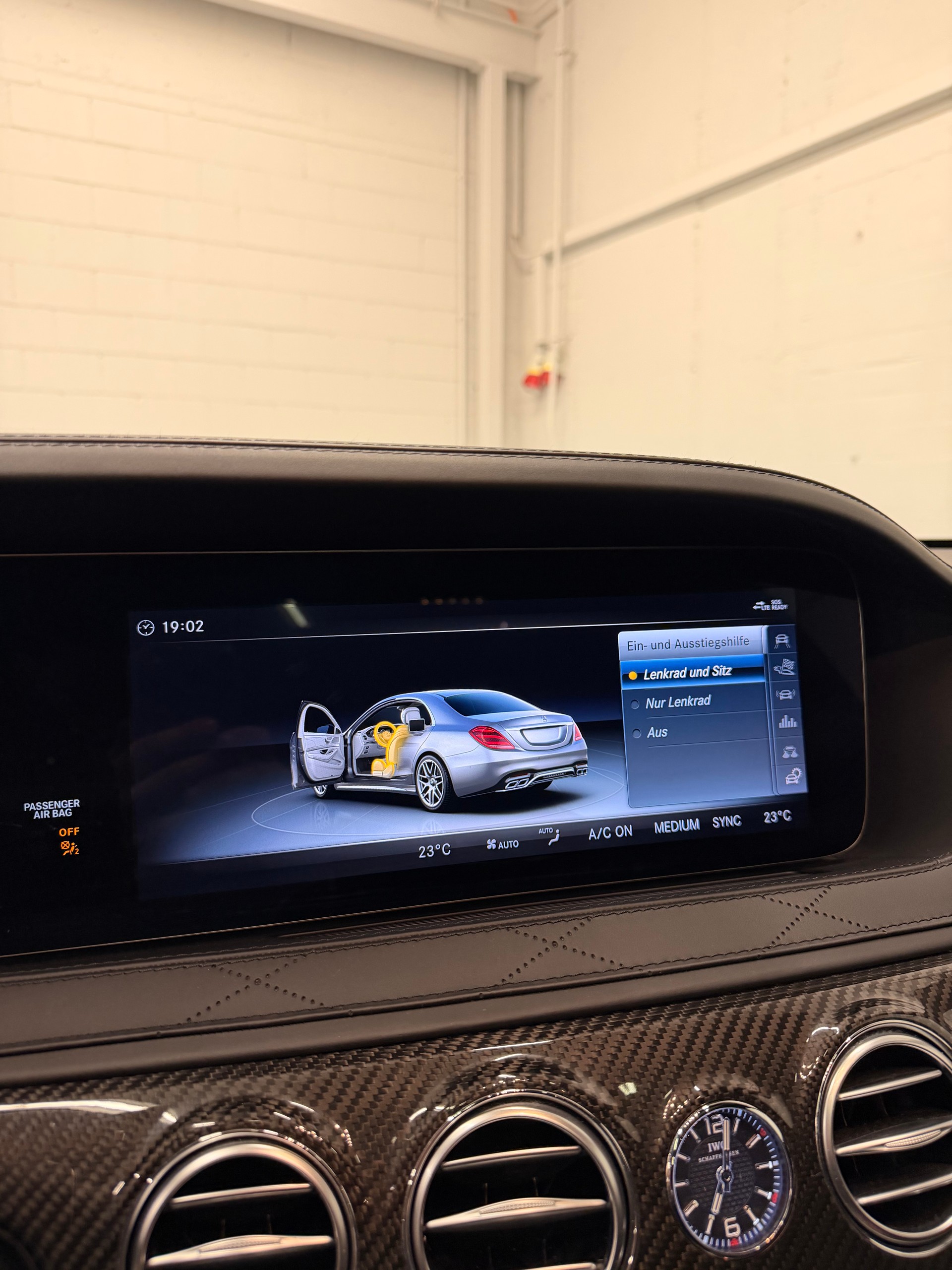 MERCEDES-BENZ S 63 AMG L 4Matic+ 9G-Tronic White Black Performance-image-27