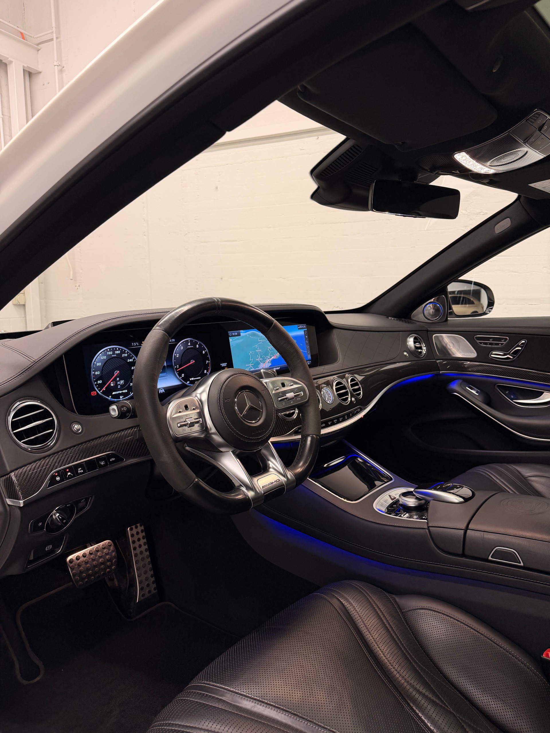 MERCEDES-BENZ S 63 AMG L 4Matic+ 9G-Tronic White Black Performance-image-10