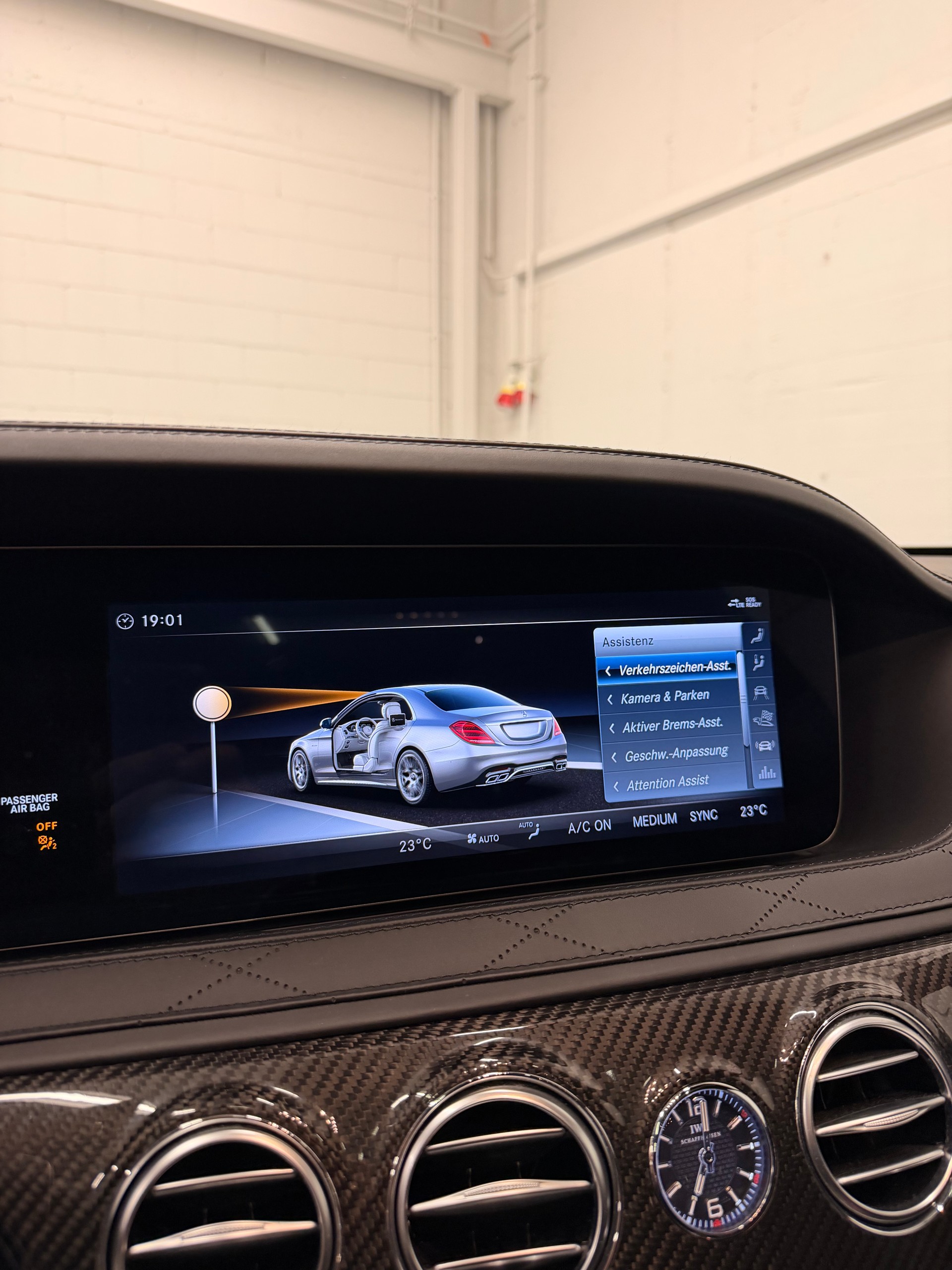 MERCEDES-BENZ S 63 AMG L 4Matic+ 9G-Tronic White Black Performance-image-22